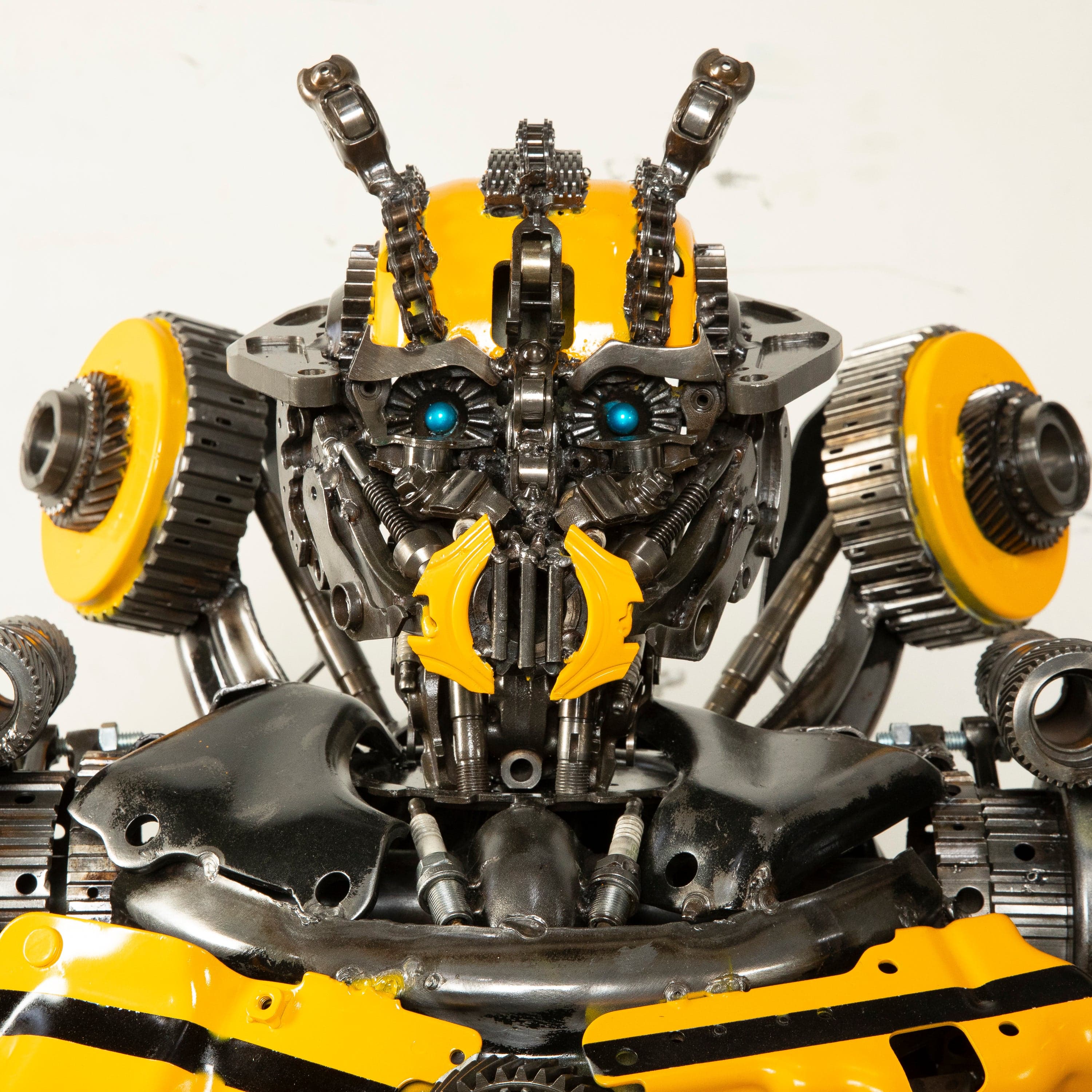 Kalifano Recycled Metal Art 55" Bumblebee Inspired Recycled Metal Art Sculpture RMS-BB140-S05