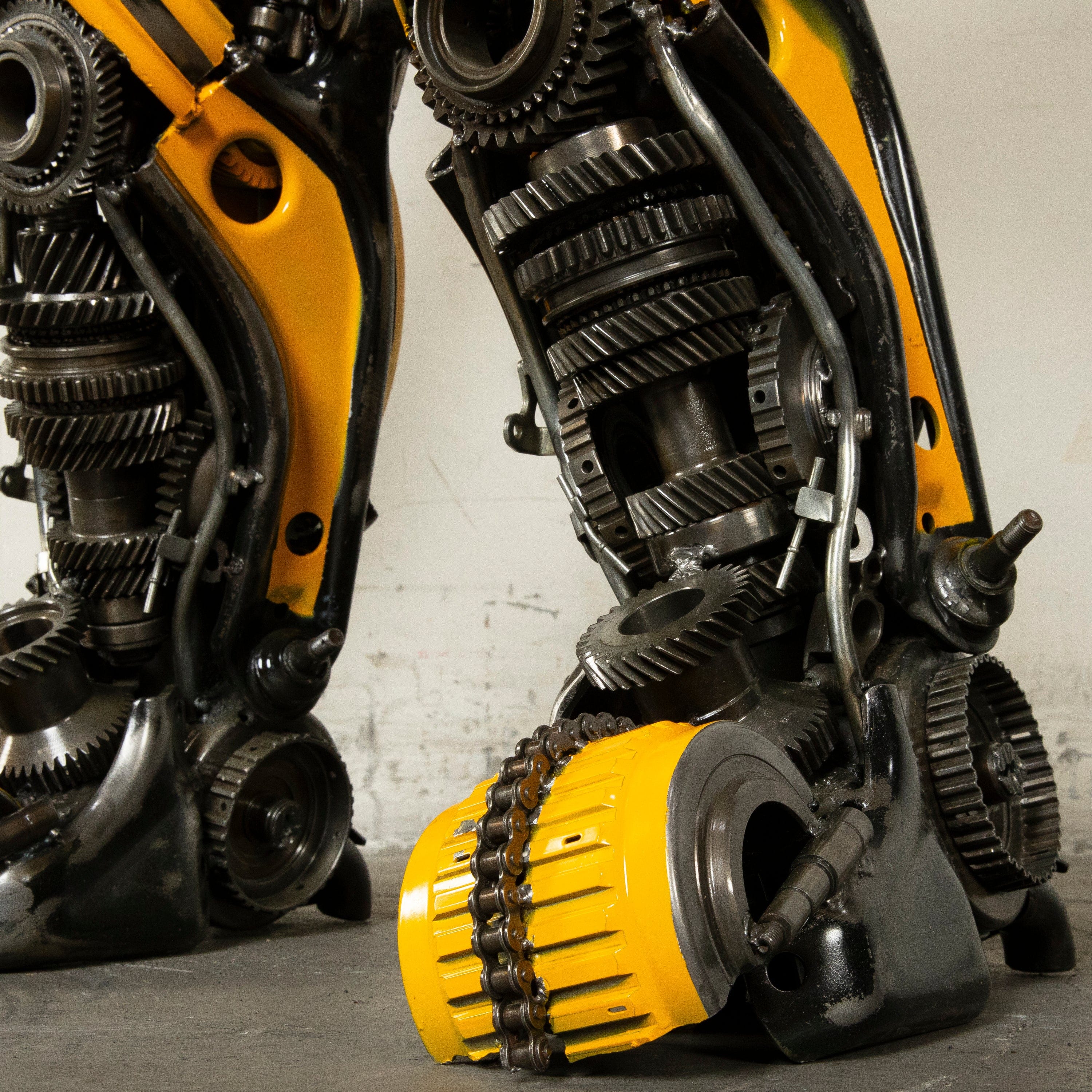 Kalifano Recycled Metal Art 55" Bumblebee Inspired Recycled Metal Art Sculpture RMS-BB140-S07