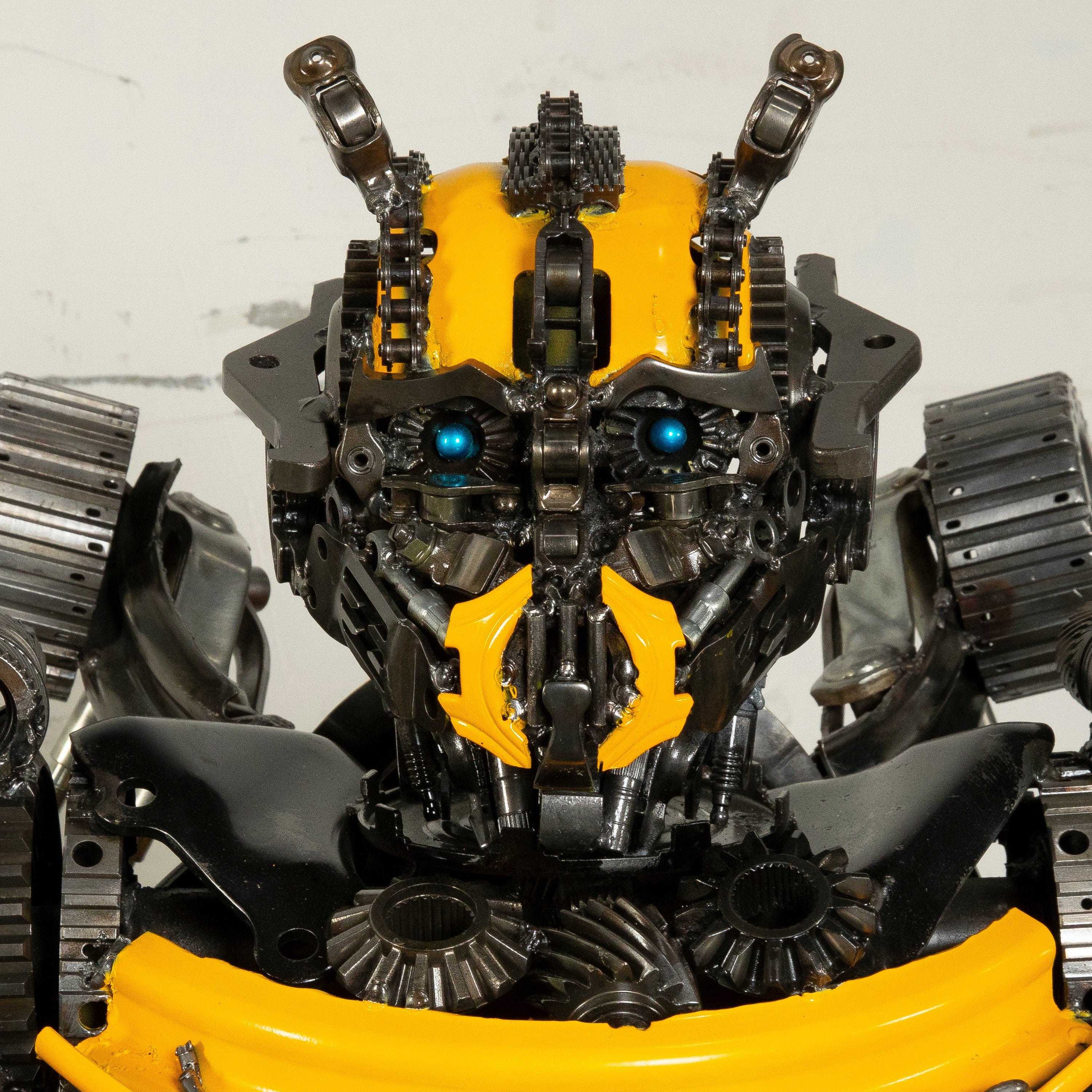Kalifano Recycled Metal Art 55" Bumblebee Inspired Recycled Metal Art Sculpture RMS-BB140-S07