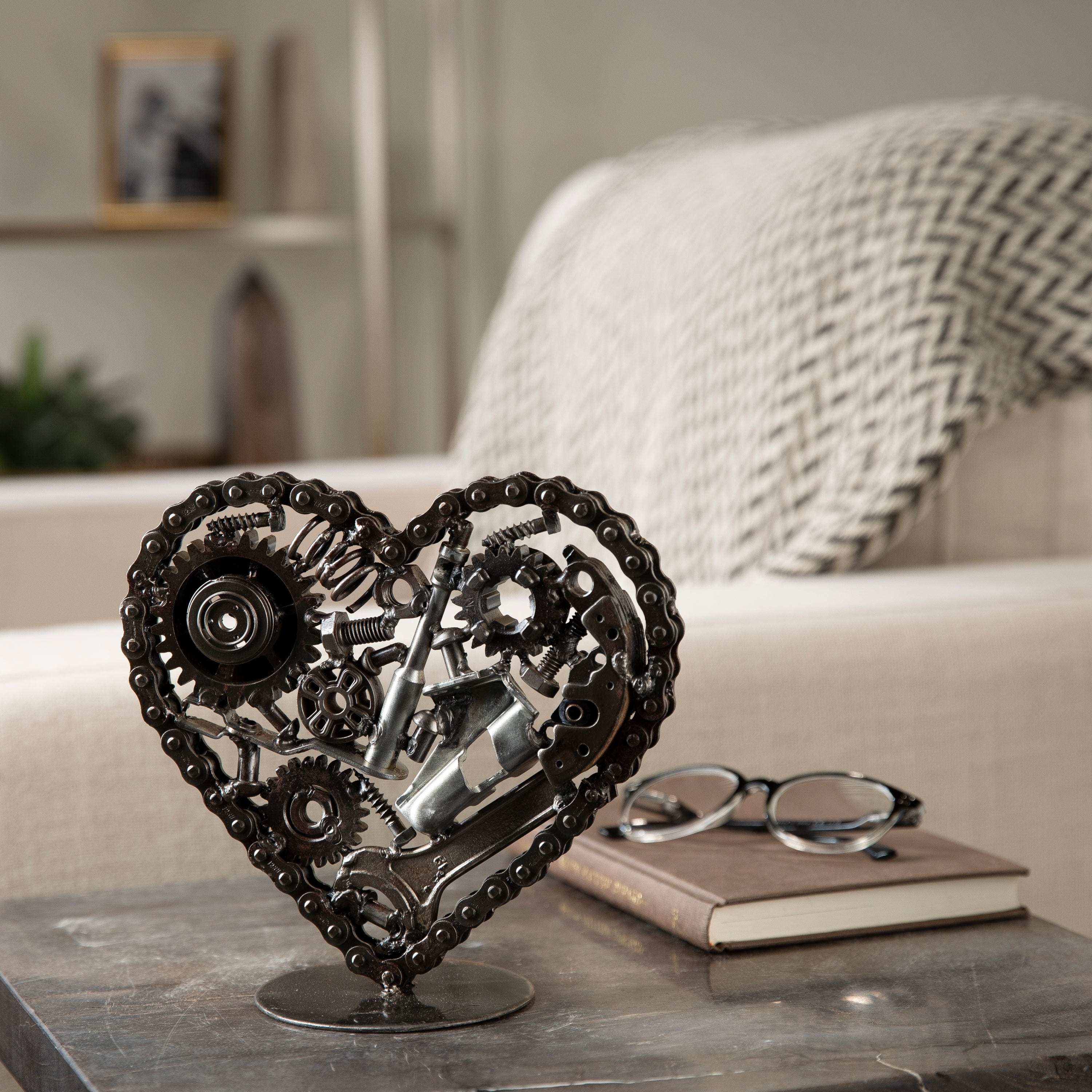Kalifano Recycled Metal Art 8" Heart Recycled Metal Art RMS-450HR-N