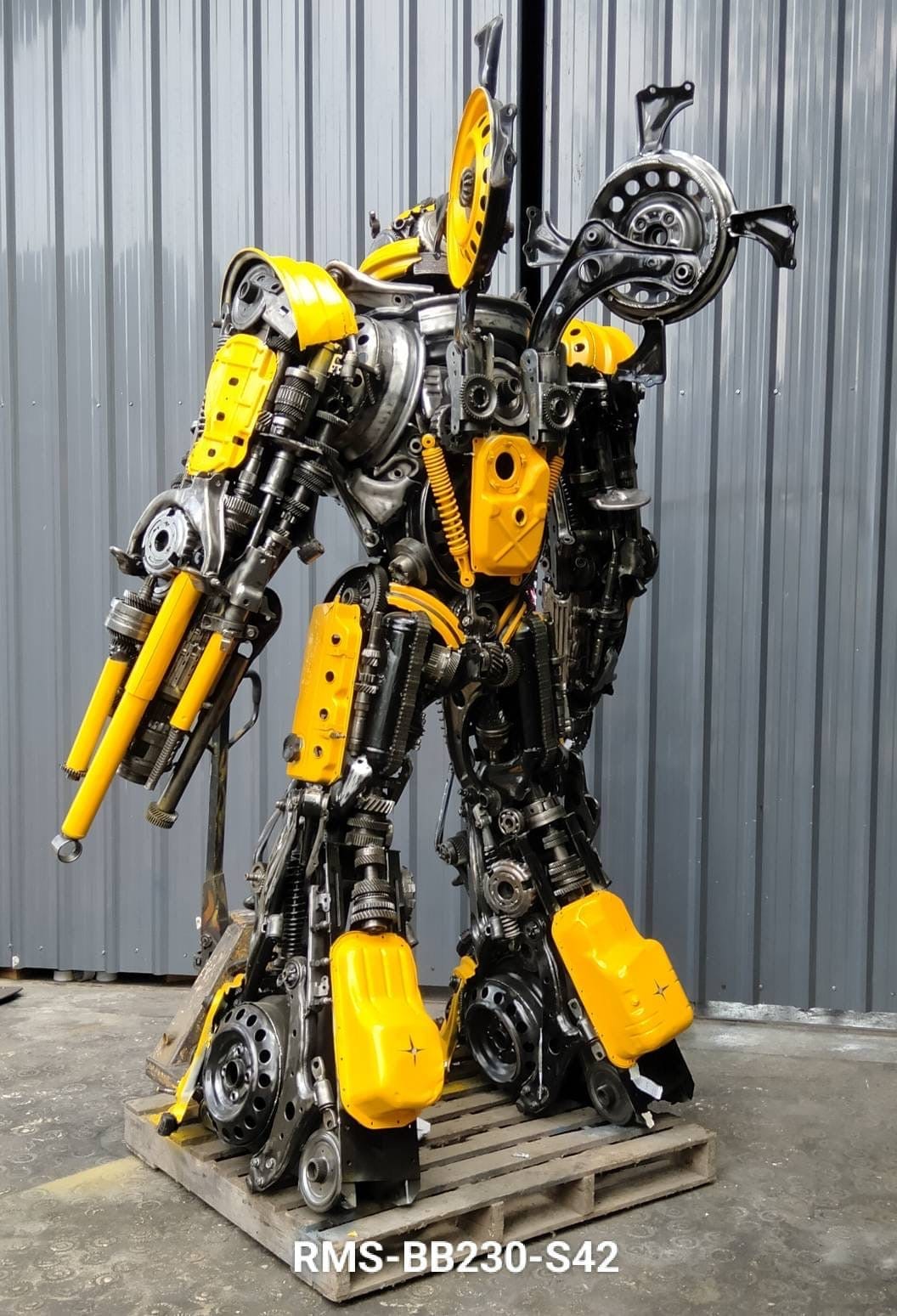 Kalifano Recycled Metal Art 91" Bumblebee Inspired Recycled Metal Art Sculpture RMS-BB230-S42