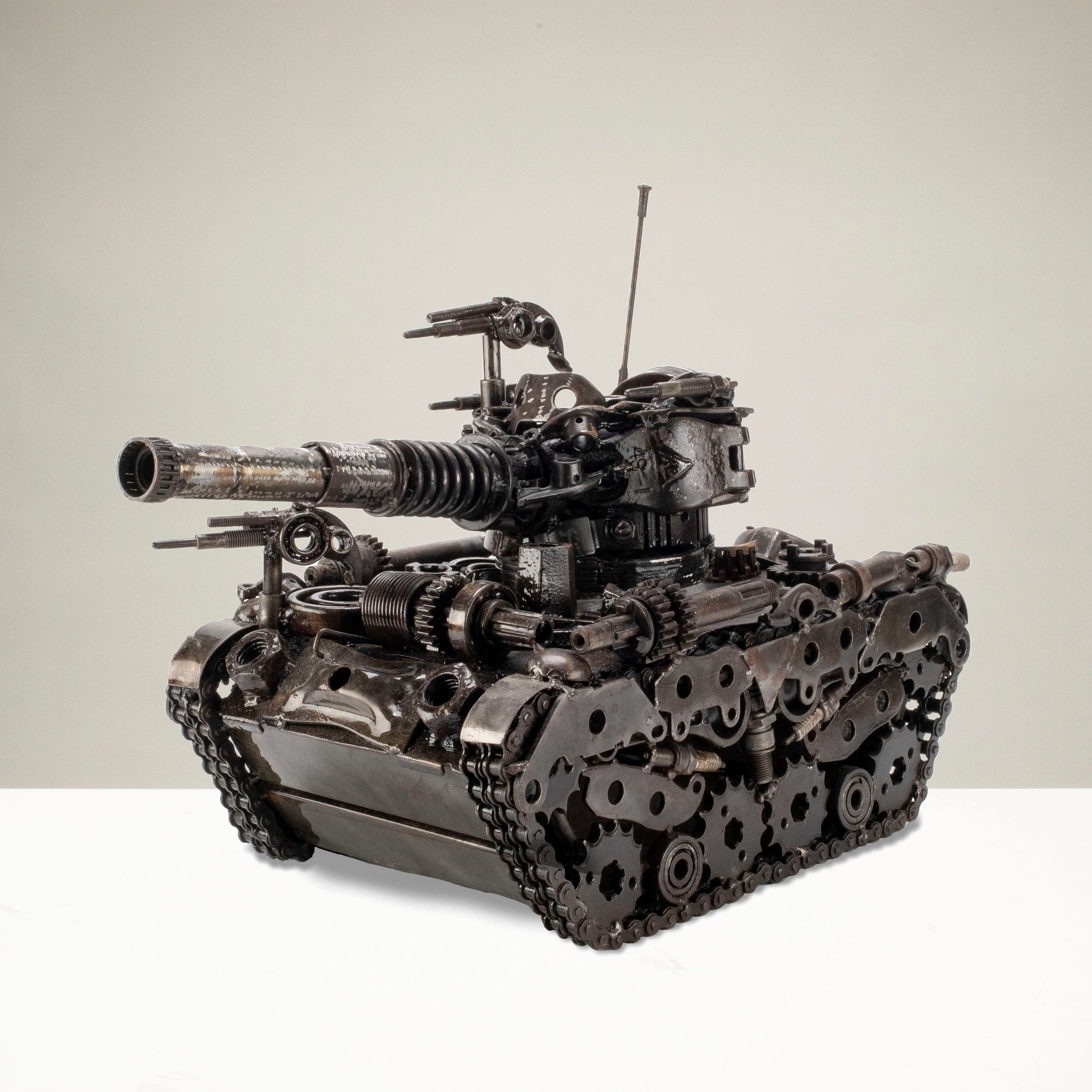 Kalifano Recycled Metal Art Tank Recycled Metal Art Sculpture RMS-TANK30-Y
