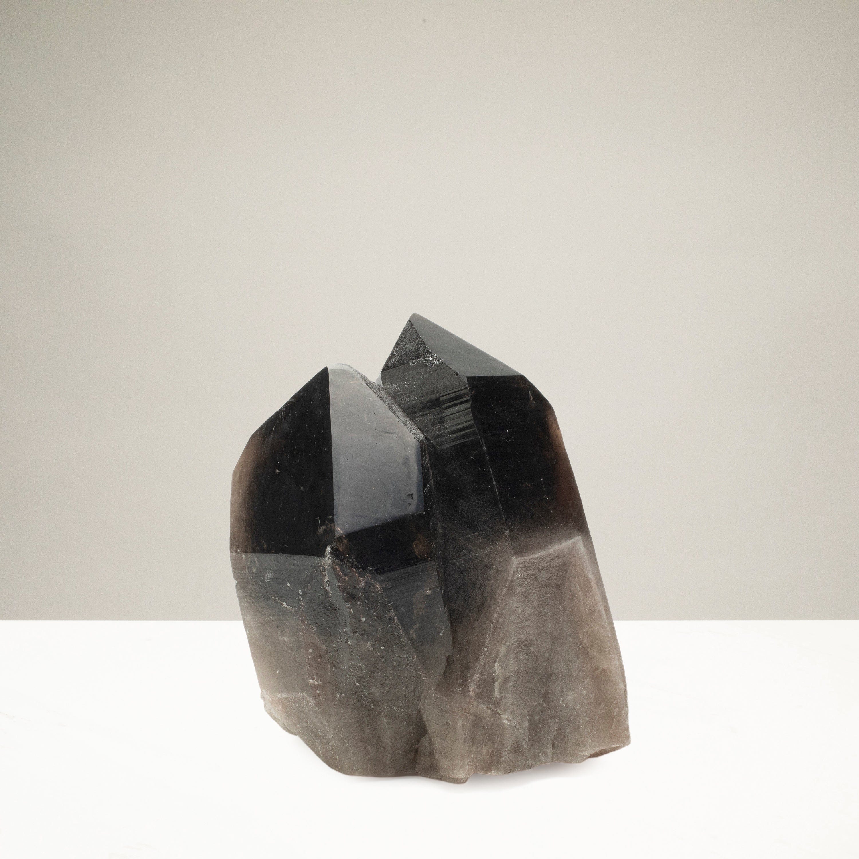 Kalifano Smoky Quartz Smoky Quartz Cluster from Brazil - 1880 grams / 5.5 in. SQ1700.001