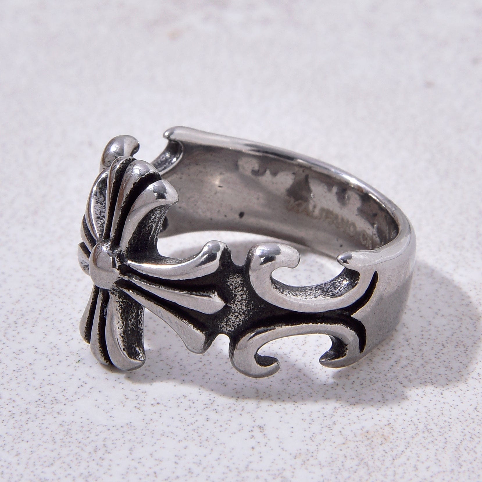 Kalifano Steel Hearts Jewelry Silver Cross Steel Hearts Ring