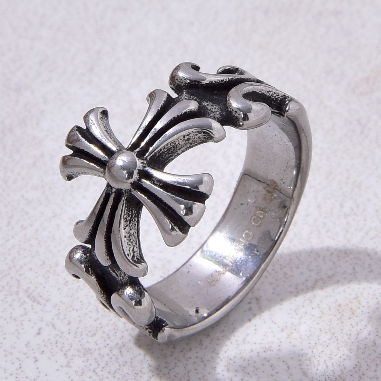 Kalifano Steel Hearts Jewelry Silver Cross Steel Hearts Ring