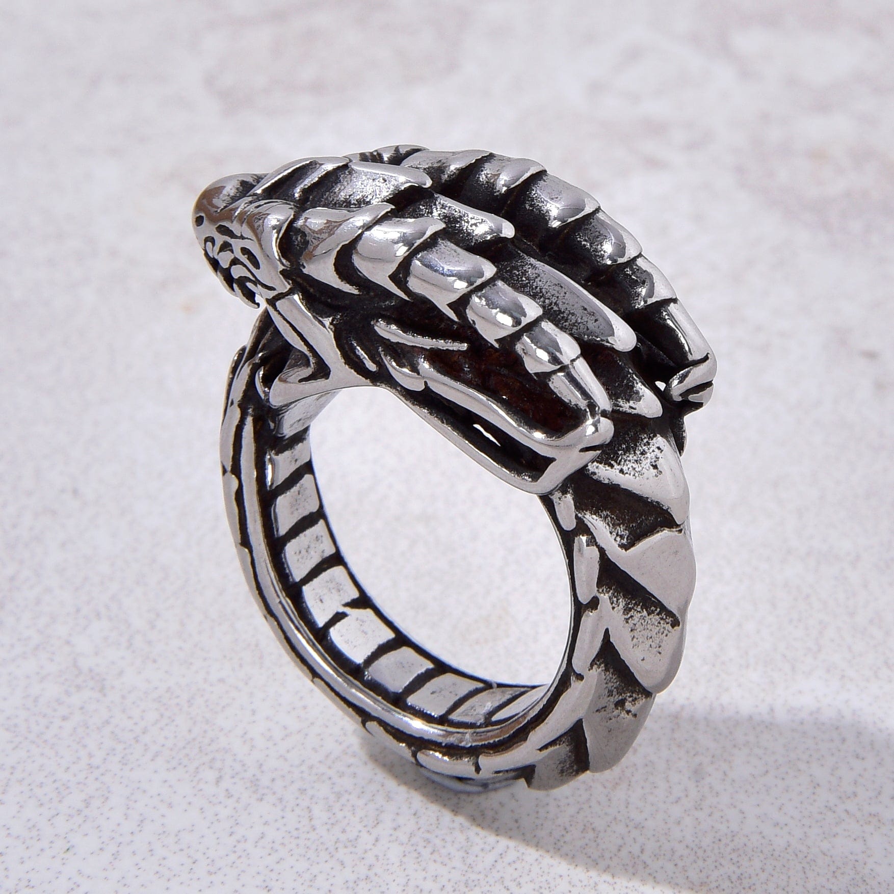 Kalifano Steel Hearts Jewelry Silver Flood Dragon Steel Hearts Ring