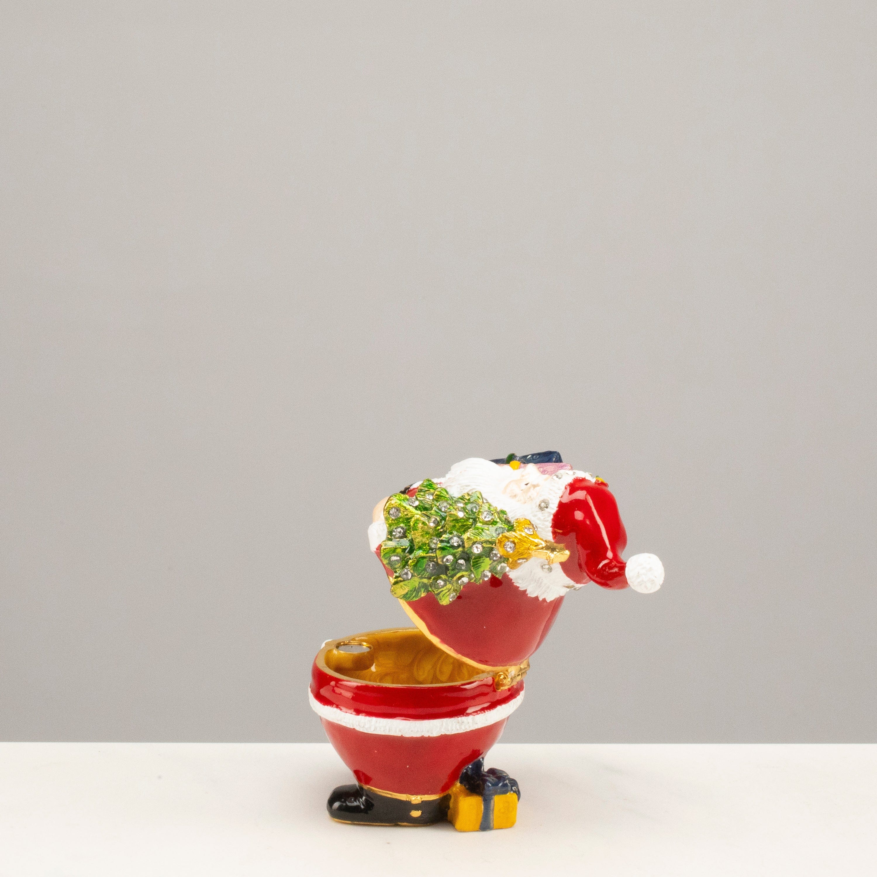 Kalifano Vanity Figurine Santa Claus with Christmas Tree Figurine Keepsake Box made with Crystals SVA-113
