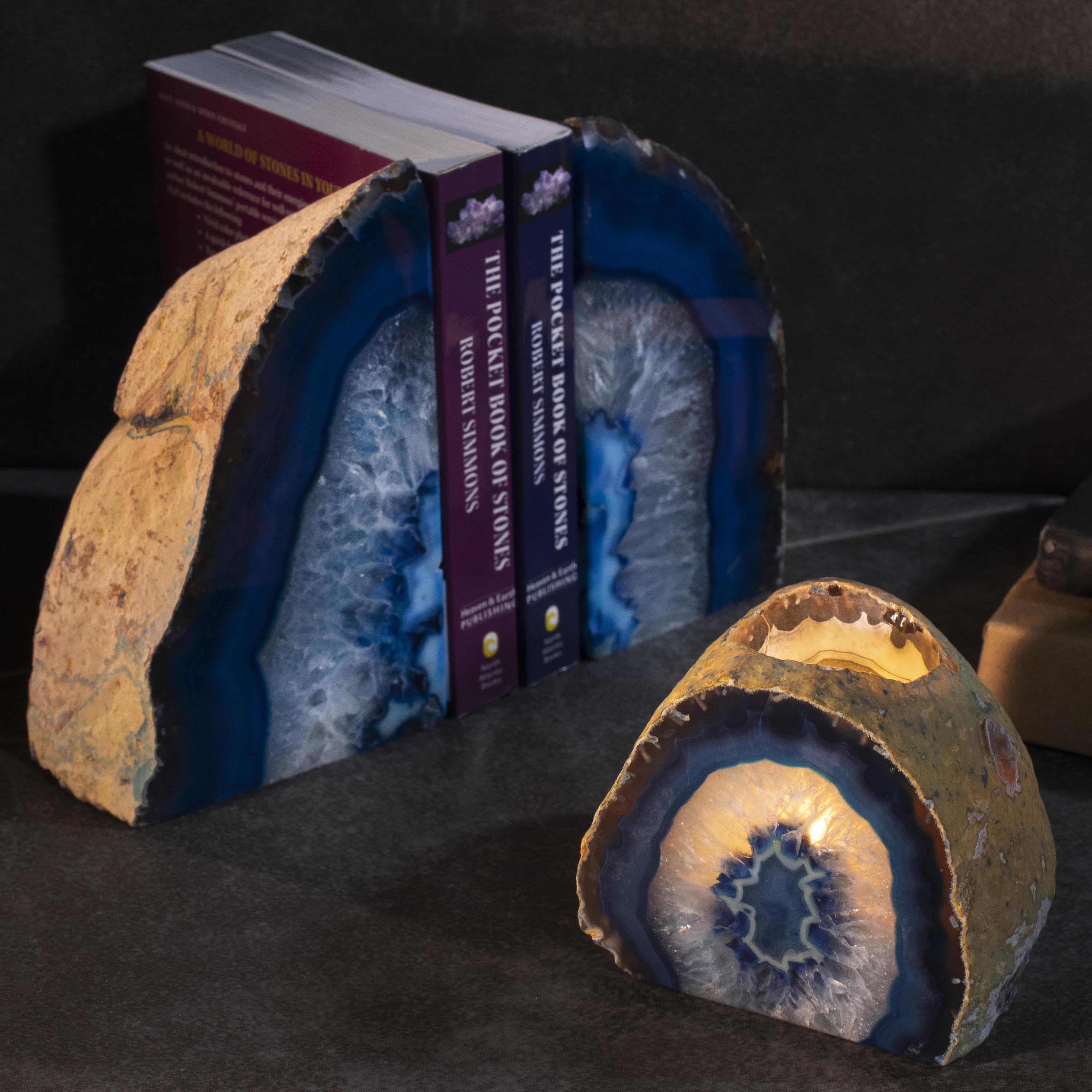 KALIFANO Agate Large Blue Agate Geode Bookend Set BAB400-BE