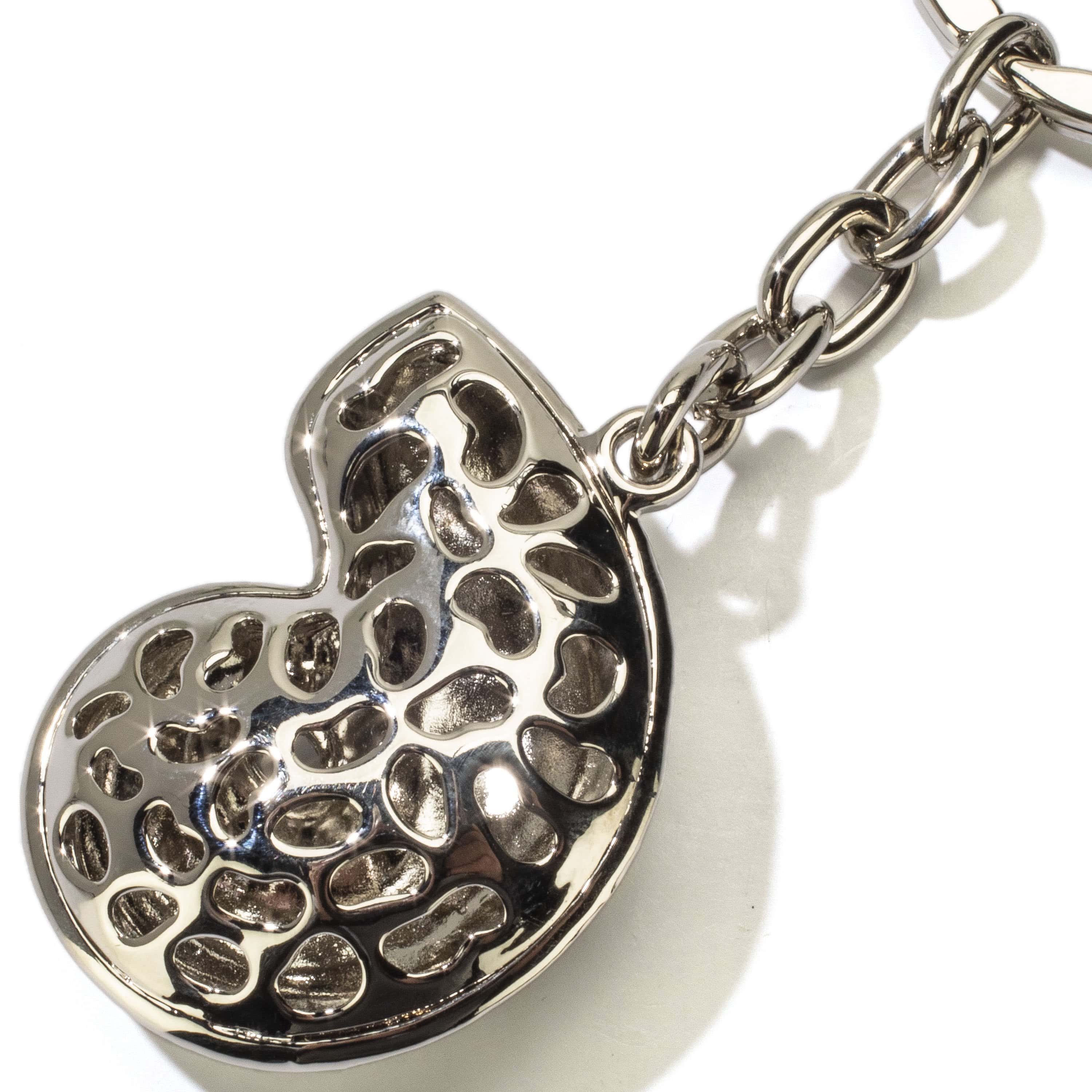 Kalifano Crystal Keychains Seashell Keychain made with Swarovski Crystals SKC-095