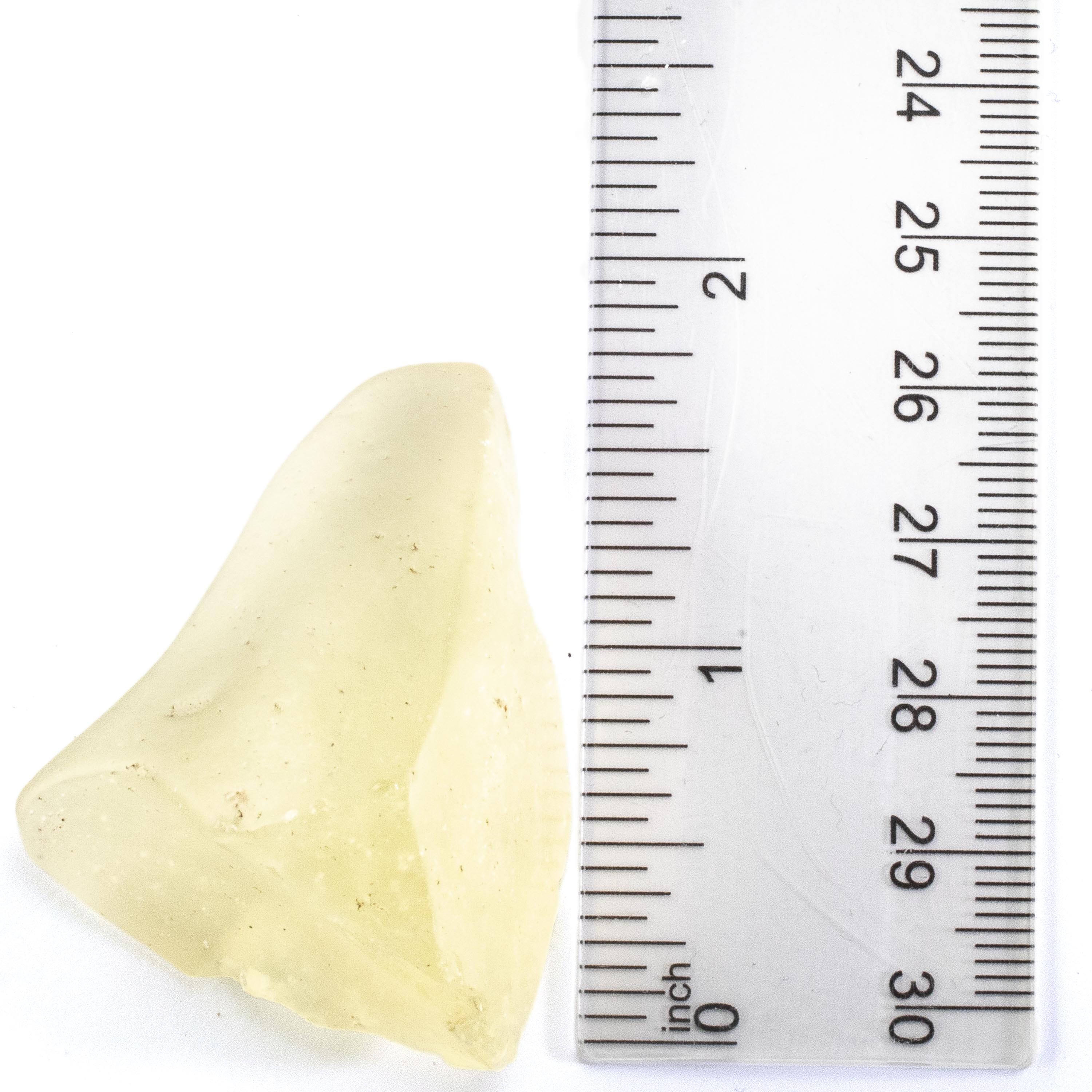 Kalifano Libyan Desert Glass Libyan Desert Glass Tektite - 25 g LG700.003