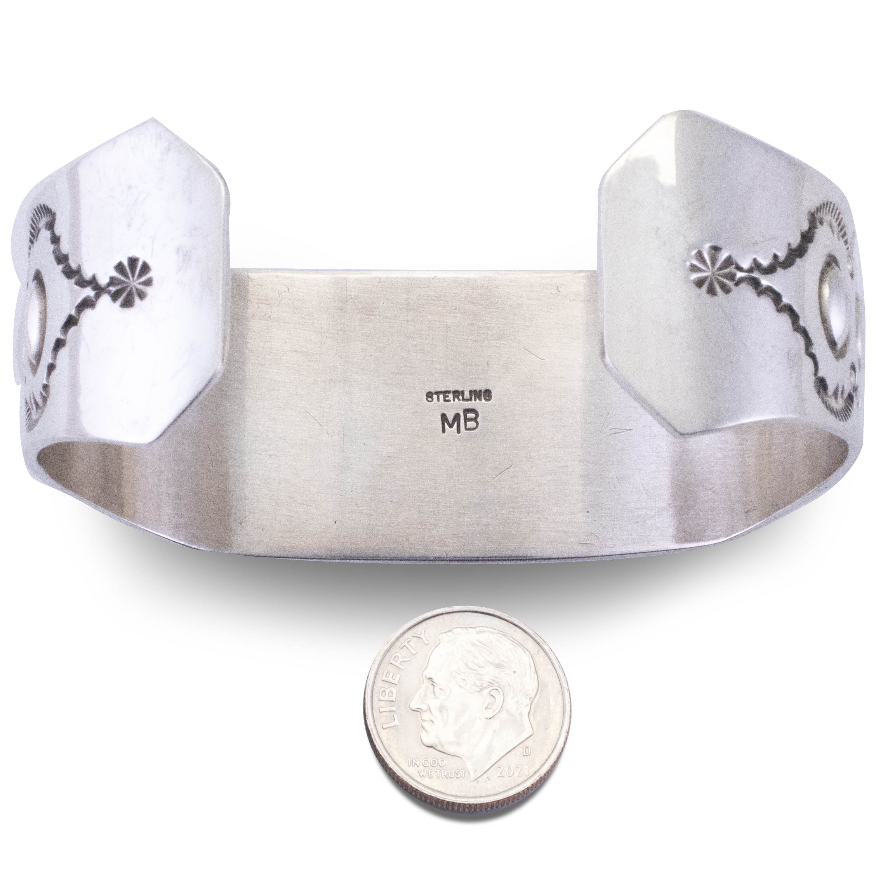 Kalifano Native American Jewelry Marita Benally Navajo Kingman Turquoise USA Native American Made 925 Sterling Silver Cuff NAB1200.016