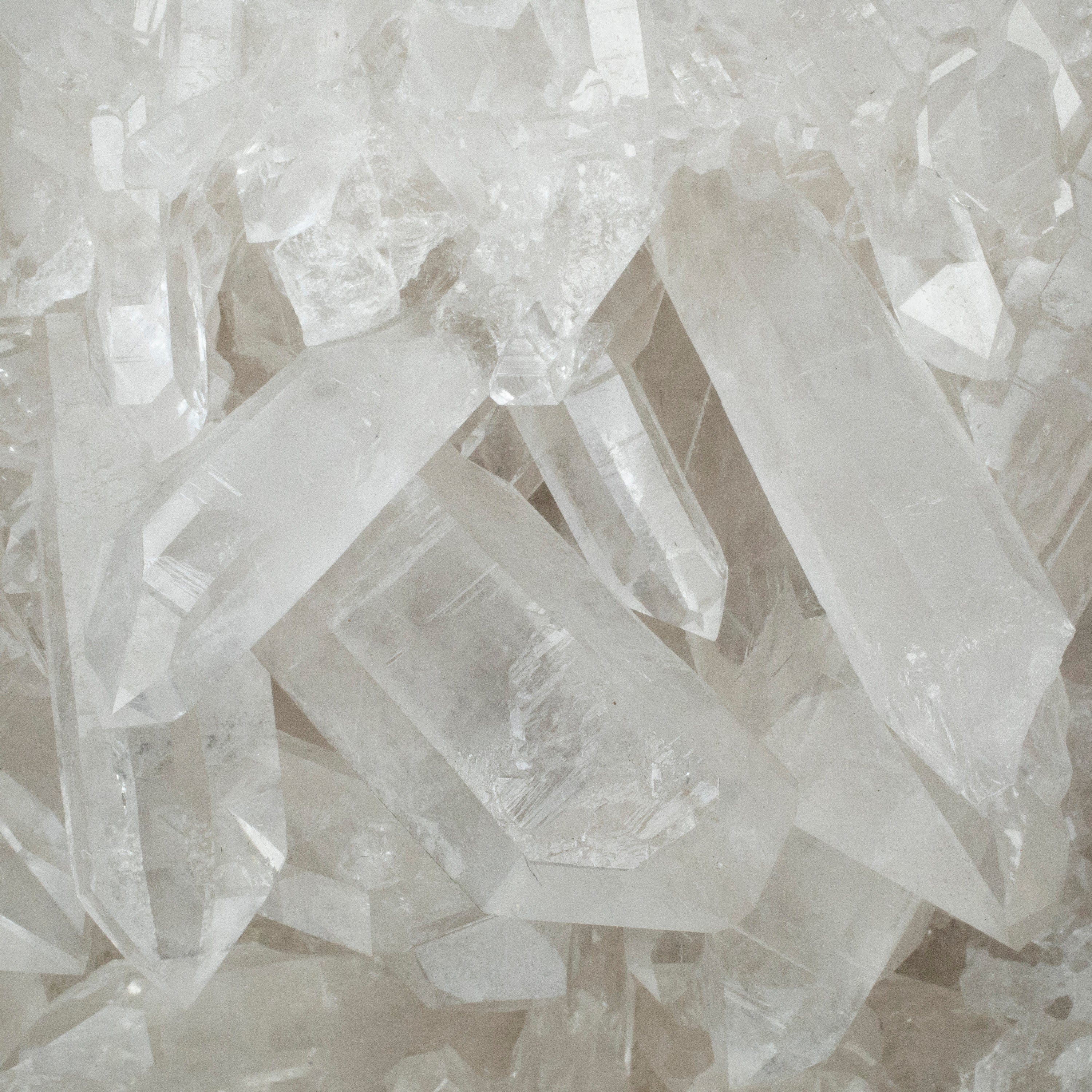 Kalifano Quartz Natural Brazilian Clear Quartz Cluster - 21” / 86 lbs QC72000.002