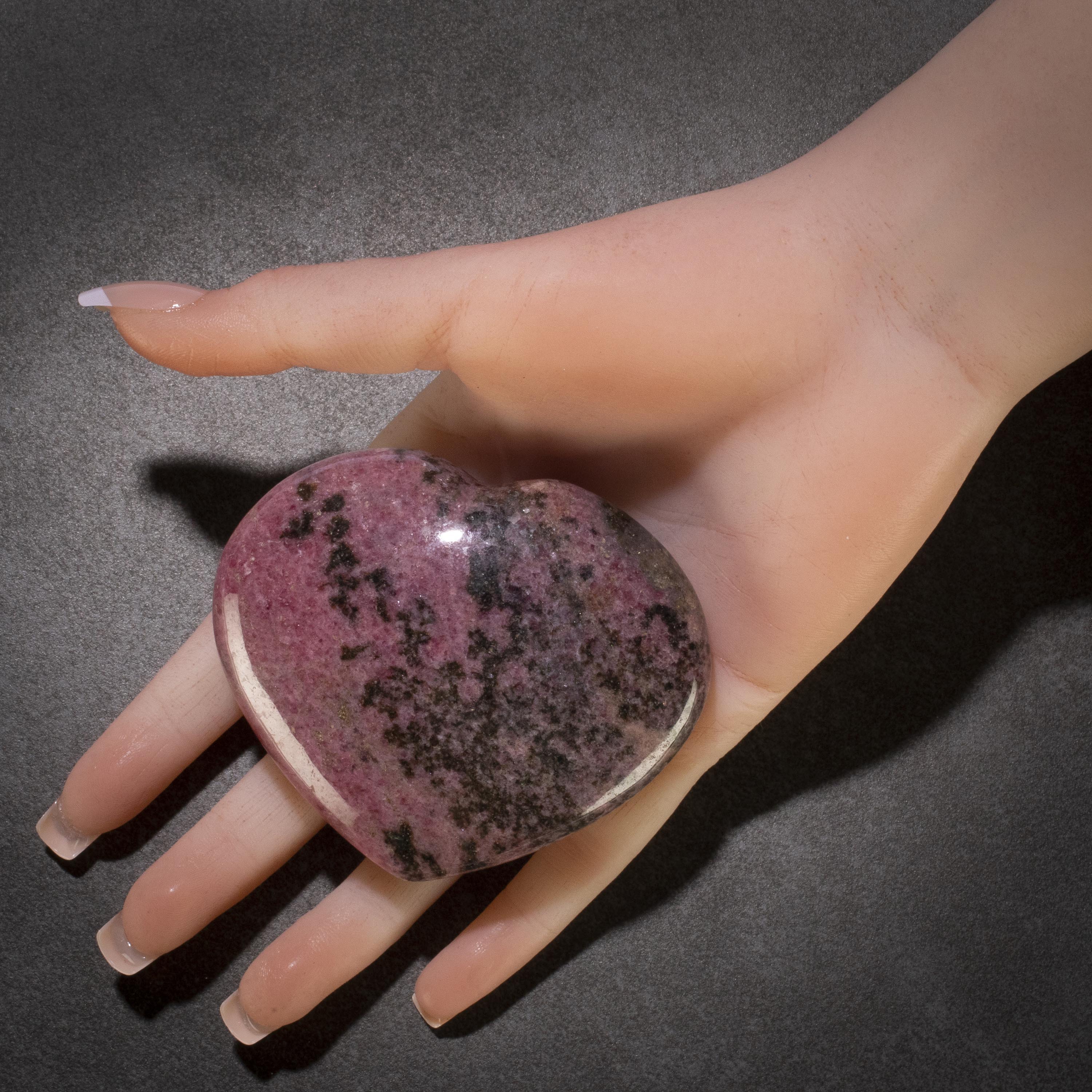 KALIFANO Rhodonite Rhodonite Gemstone Heart Carving 225g / 3in. GH240-RD