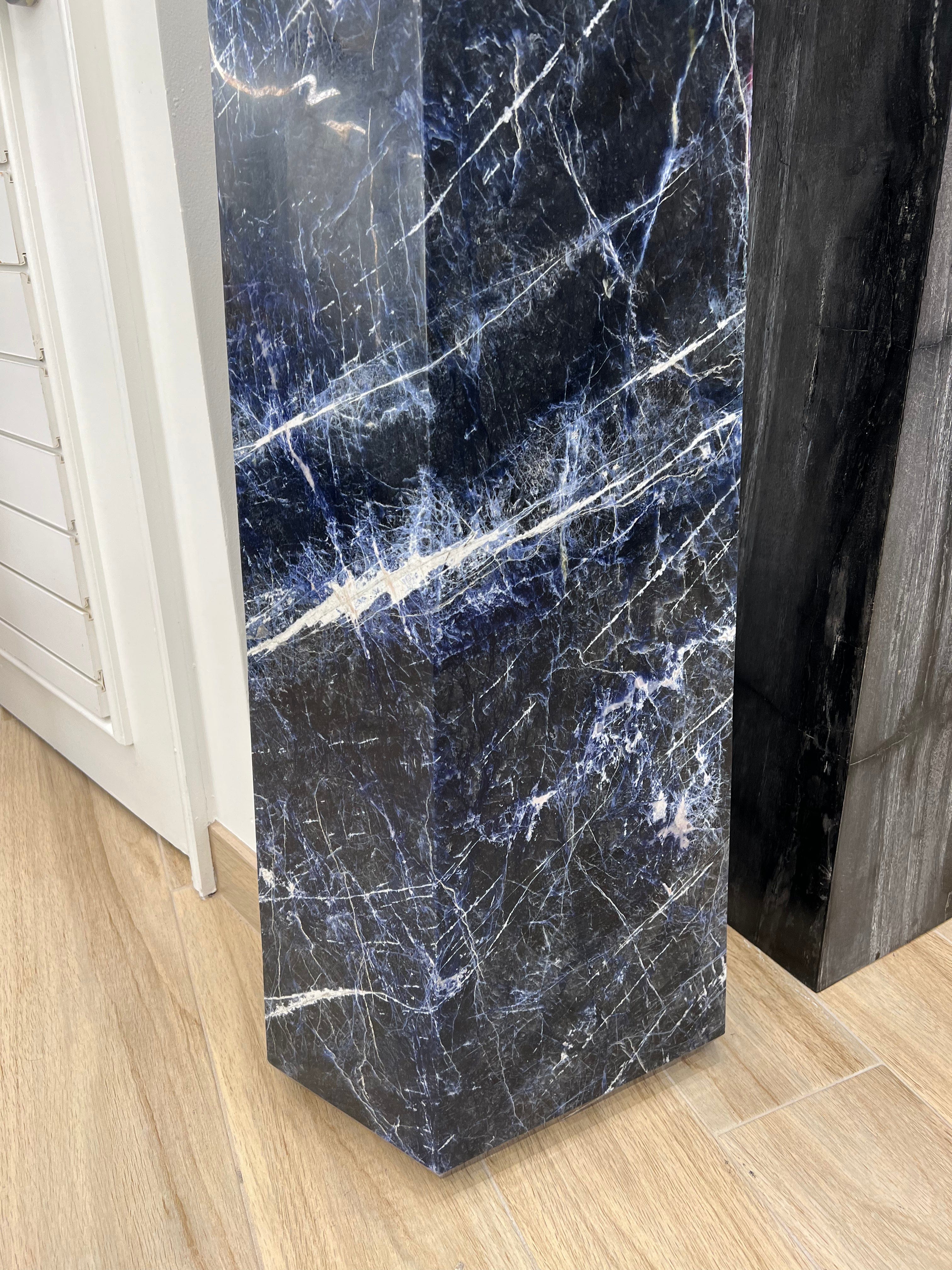 Kalifano Sodalite Natural Sodalite Obelisk from Brazil - 320 kg SD140000.002