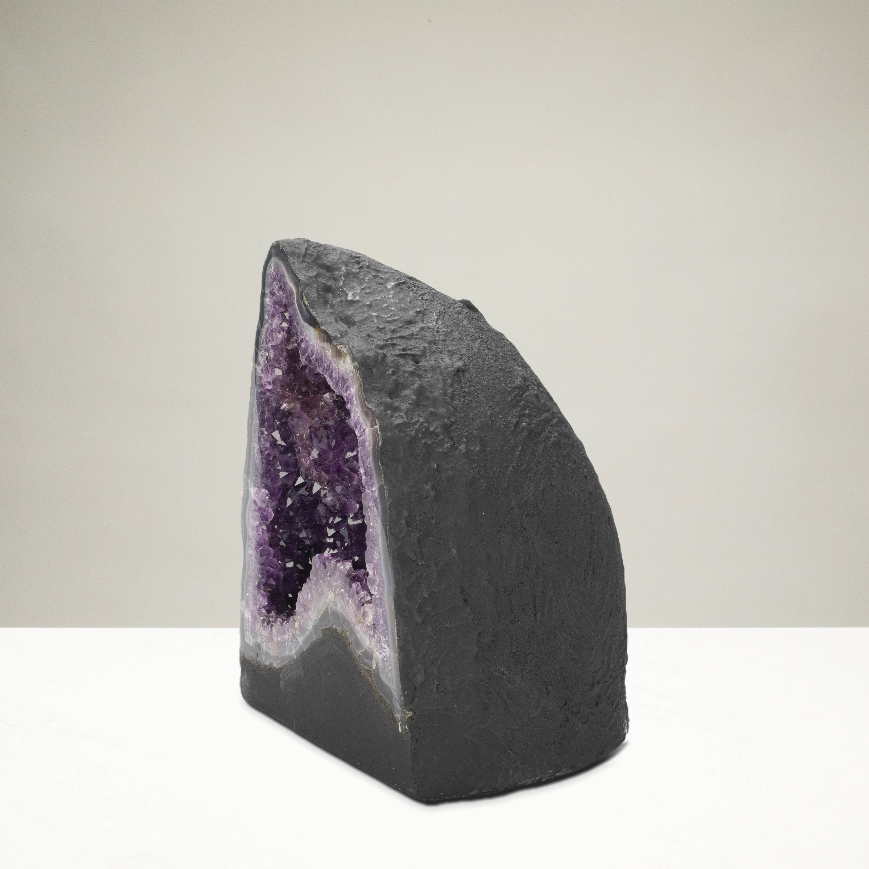 Kalifano Amethyst Amethyst Geode Cathedral - 11" / 31 lbs BAG5000.002