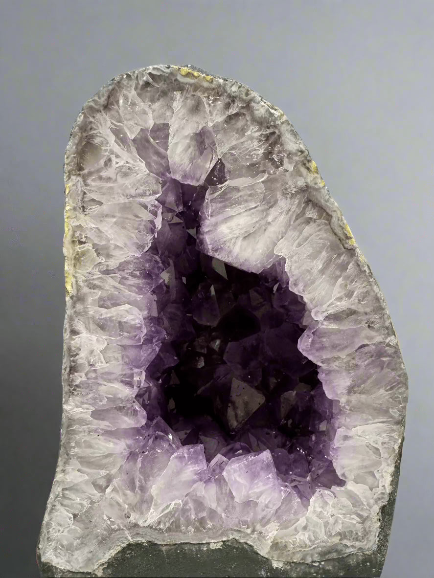 Kalifano Amethyst Amethyst Geode Cathedral from Brazil - 11" / 17 lbs BAG2000.013