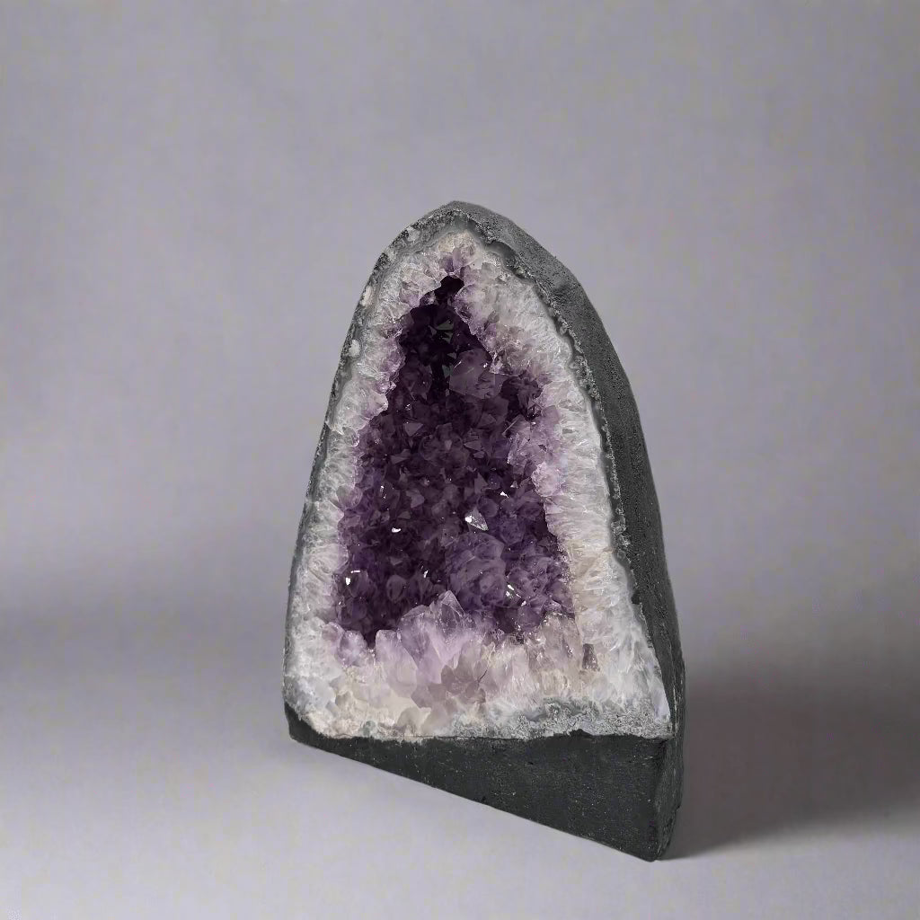 Kalifano Amethyst Amethyst Geode Cathedral from Brazil - 11" / 22 lbs BAG2400.023