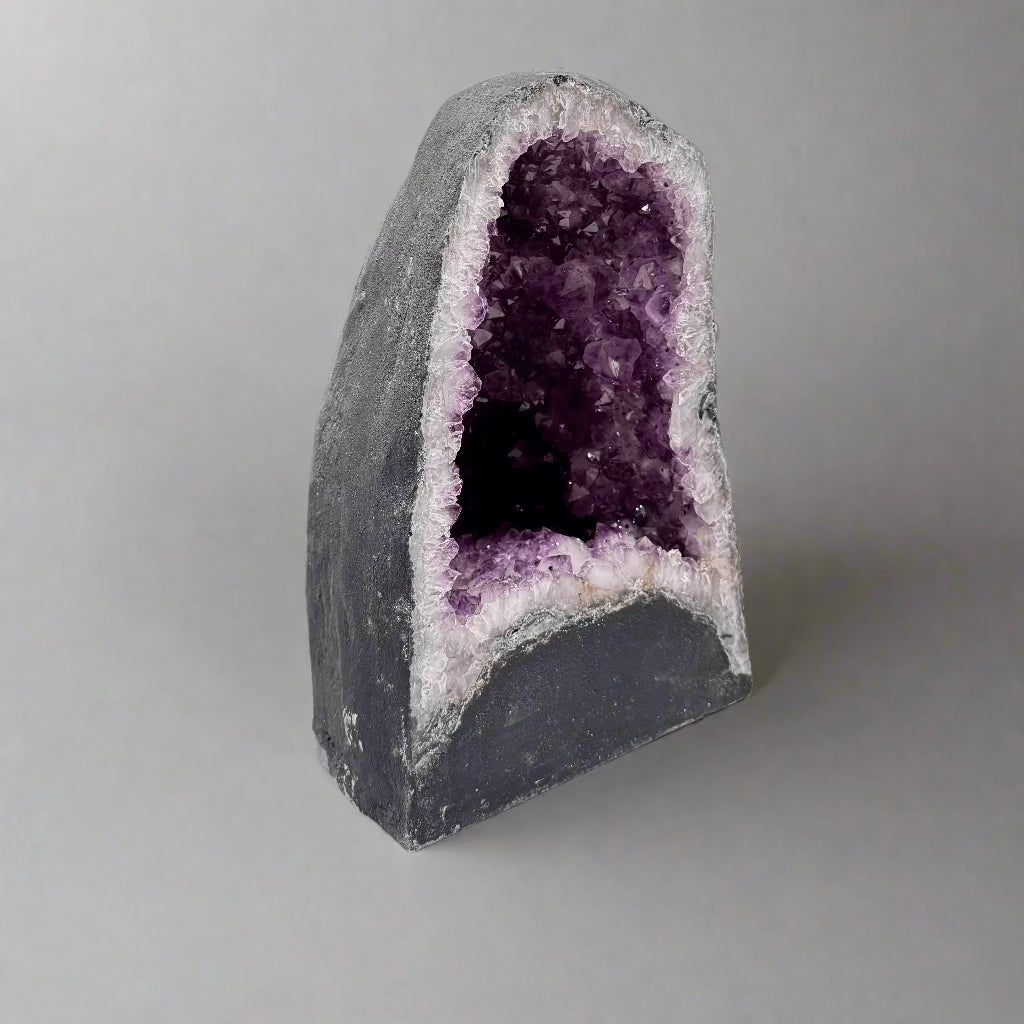 Kalifano Amethyst Amethyst Geode Cathedral from Brazil - 12" / 29 lbs BAG3200.015