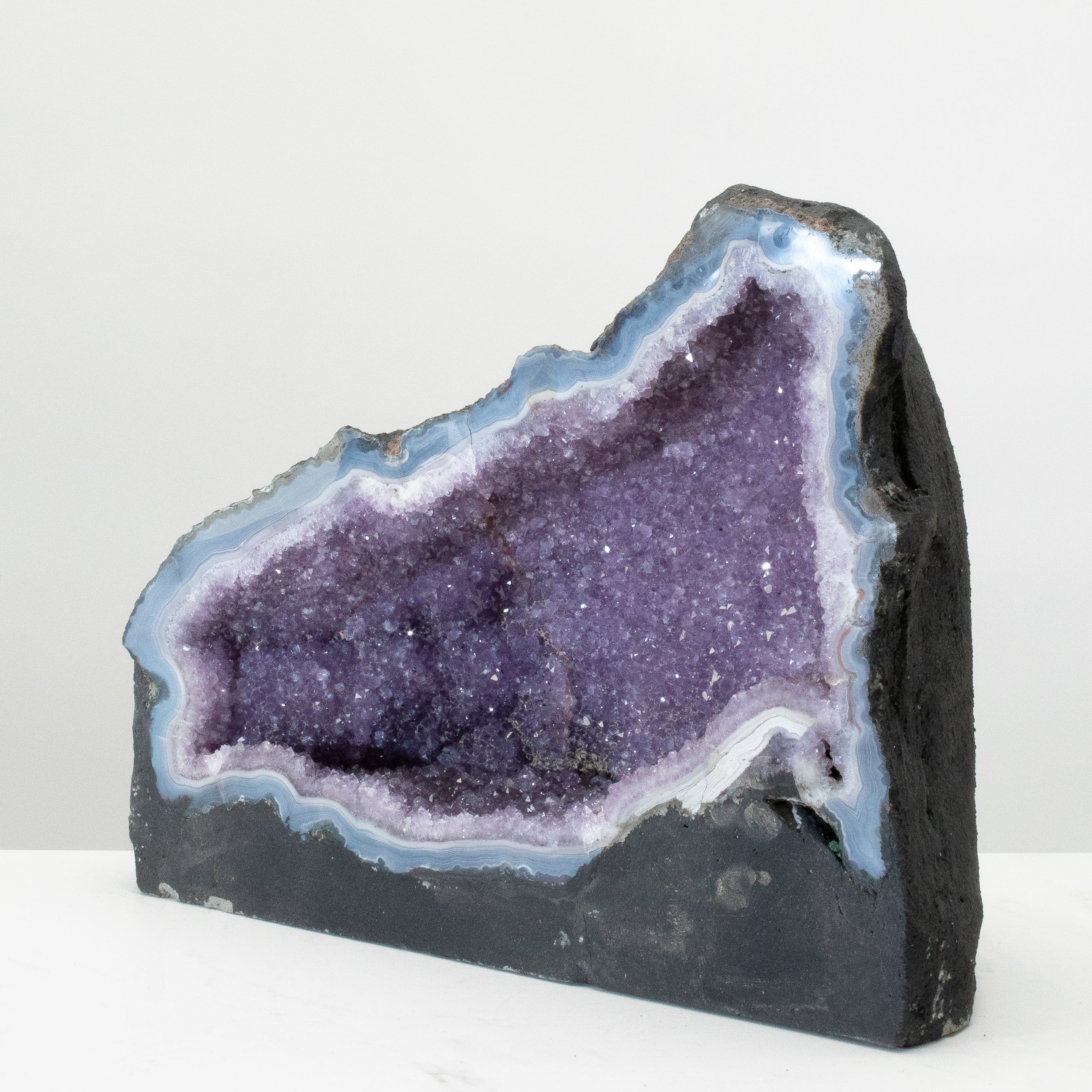 Kalifano Amethyst Amethyst Geode Cathedral from Brazil - 12.5" / 41.8 lbs BAG6000.009