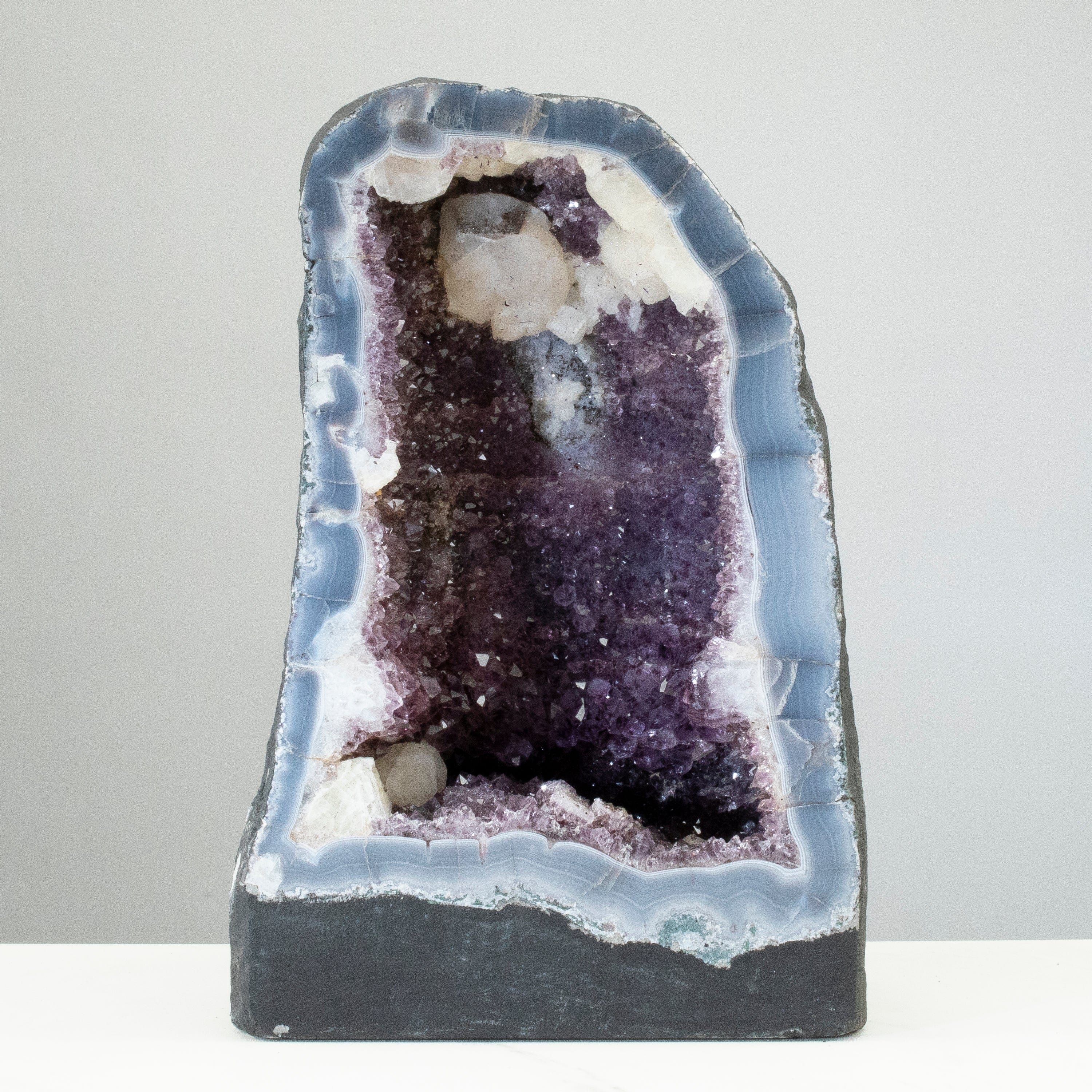 Kalifano Amethyst Amethyst Geode Cathedral from Brazil - 14" / 35.6lbs BAG5000.006