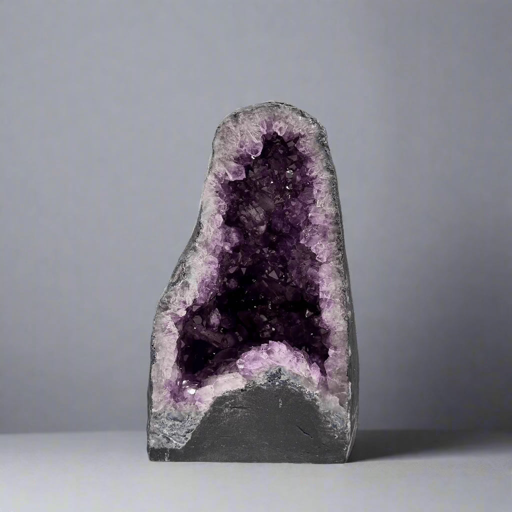 Kalifano Amethyst Amethyst Geode Cathedral from Brazil - 14" / 36 lbs BAG4200.006