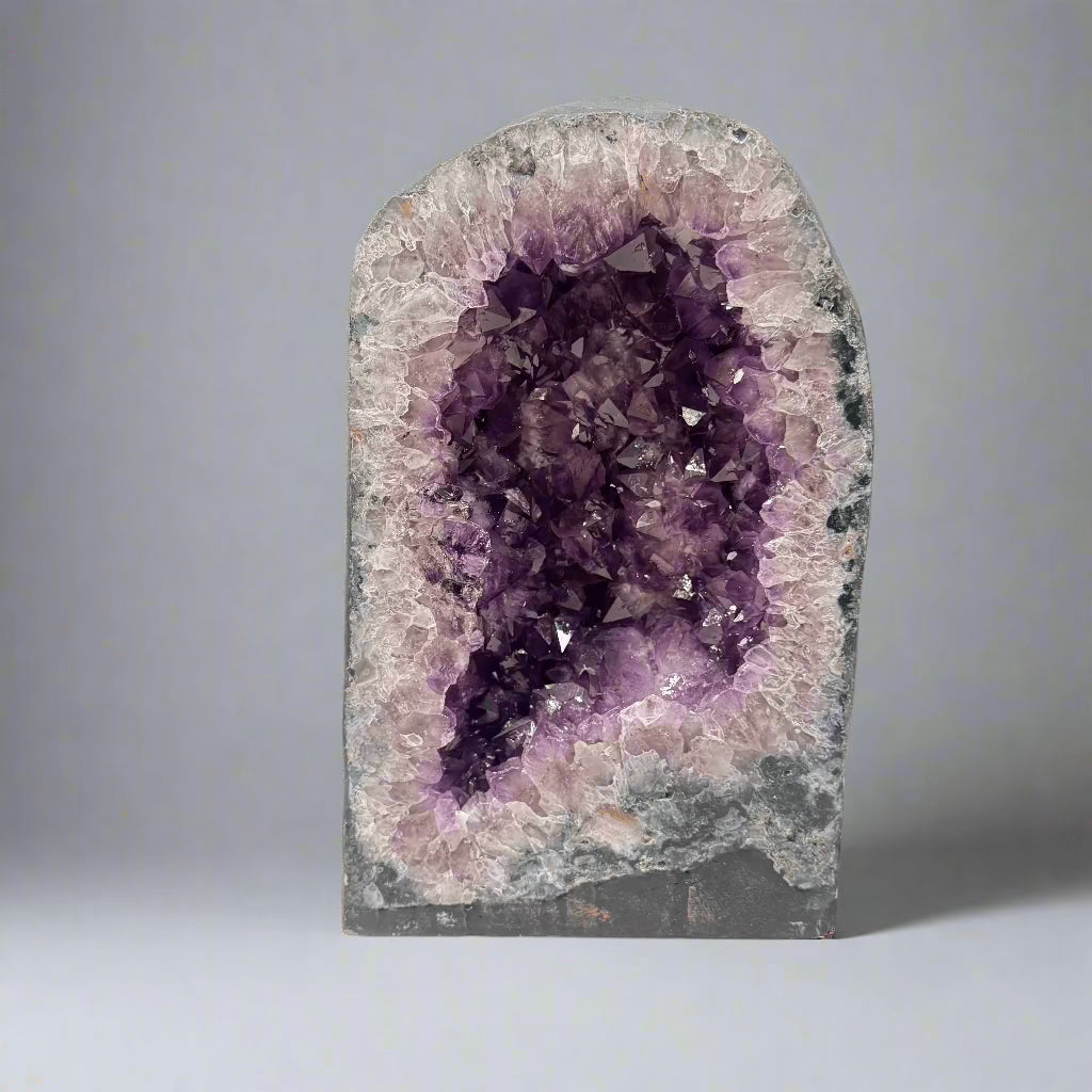 Kalifano Amethyst Amethyst Geode Cathedral from Brazil - 15" / 60 lbs BAG5600.004