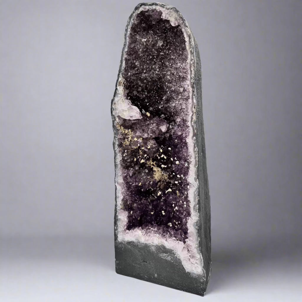 Kalifano Amethyst Amethyst Geode Cathedral from Brazil - 17" / 23 lbs BAG3600.023