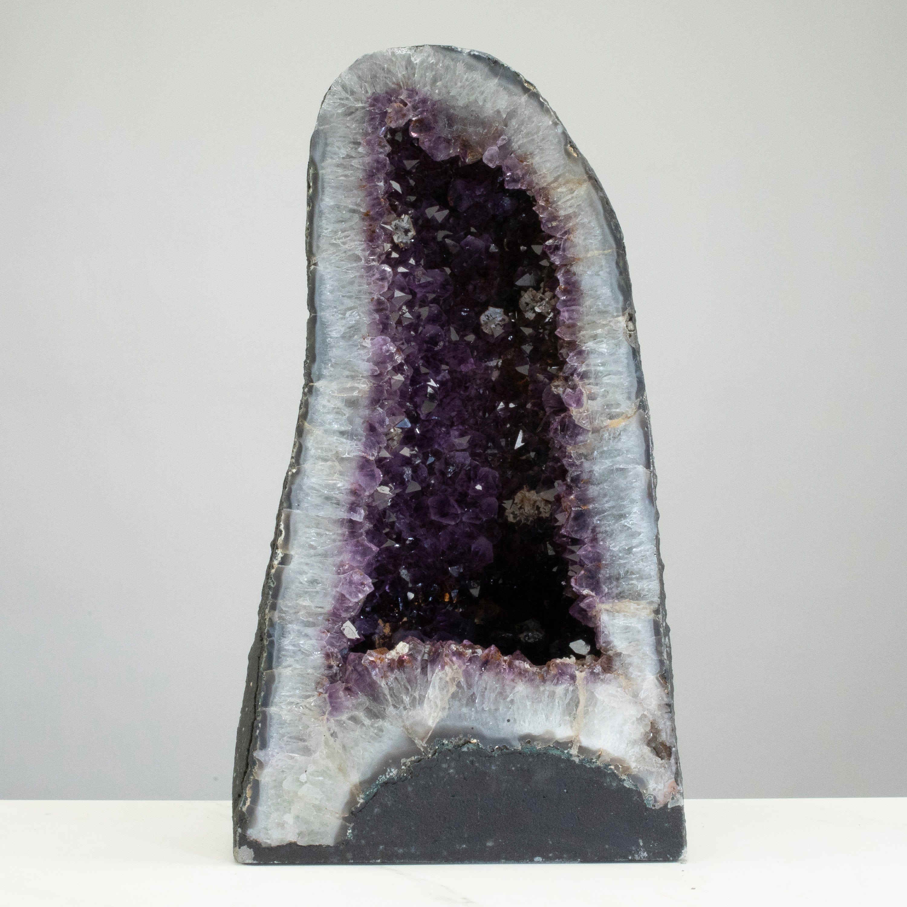 Kalifano Amethyst Amethyst Geode Cathedral from Brazil - 17" / 43.1lbs BAG6000.011