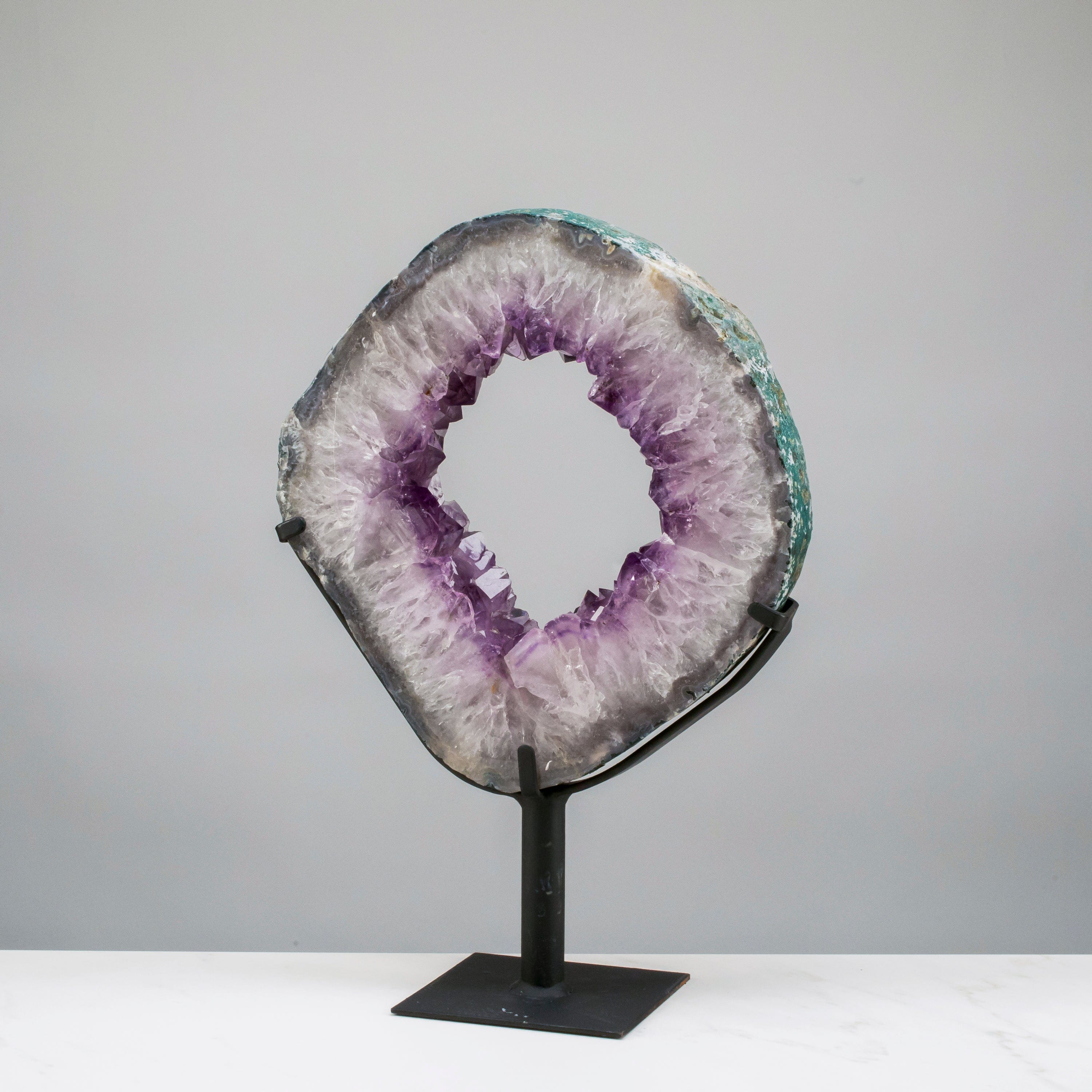 Kalifano Amethyst Amethyst Geode Slice Ring from Brazil on Custom Stand- 14" / 12 lbs BAGR1400