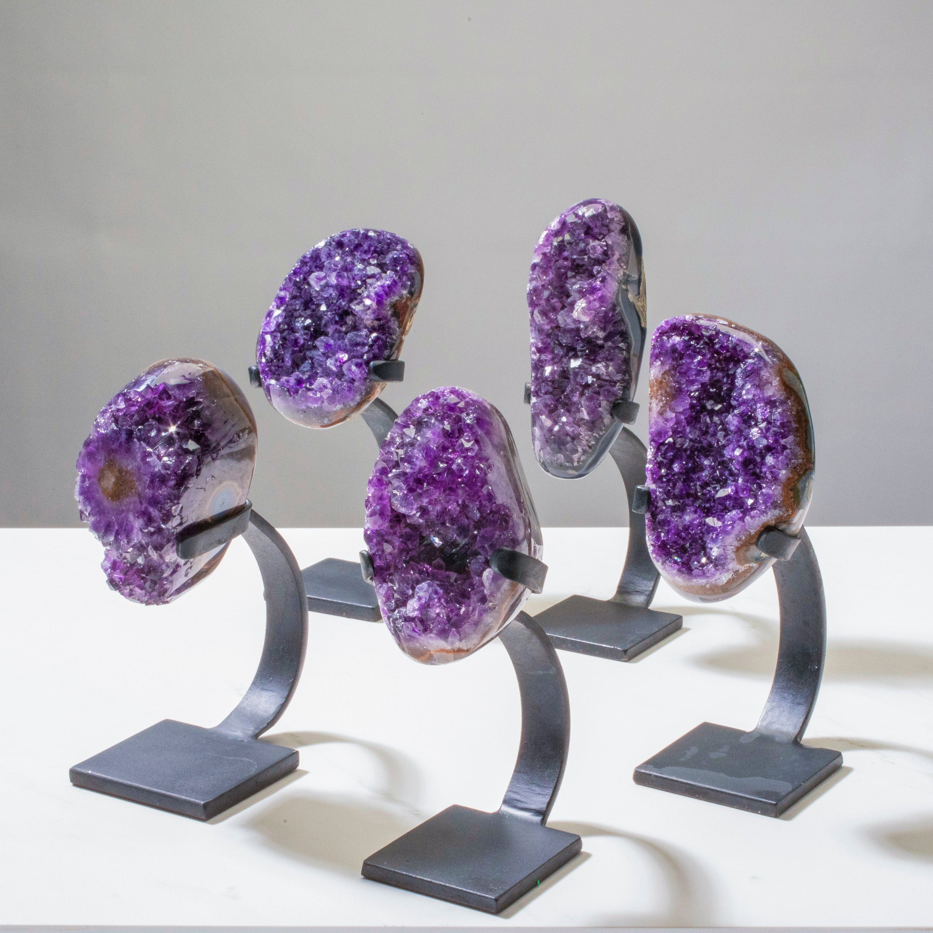 Kalifano Amethyst Small Uruguayan Amethyst Geode on Custom Stand - 8"/ 2.5 lbs - AAA Grade UAG800-A