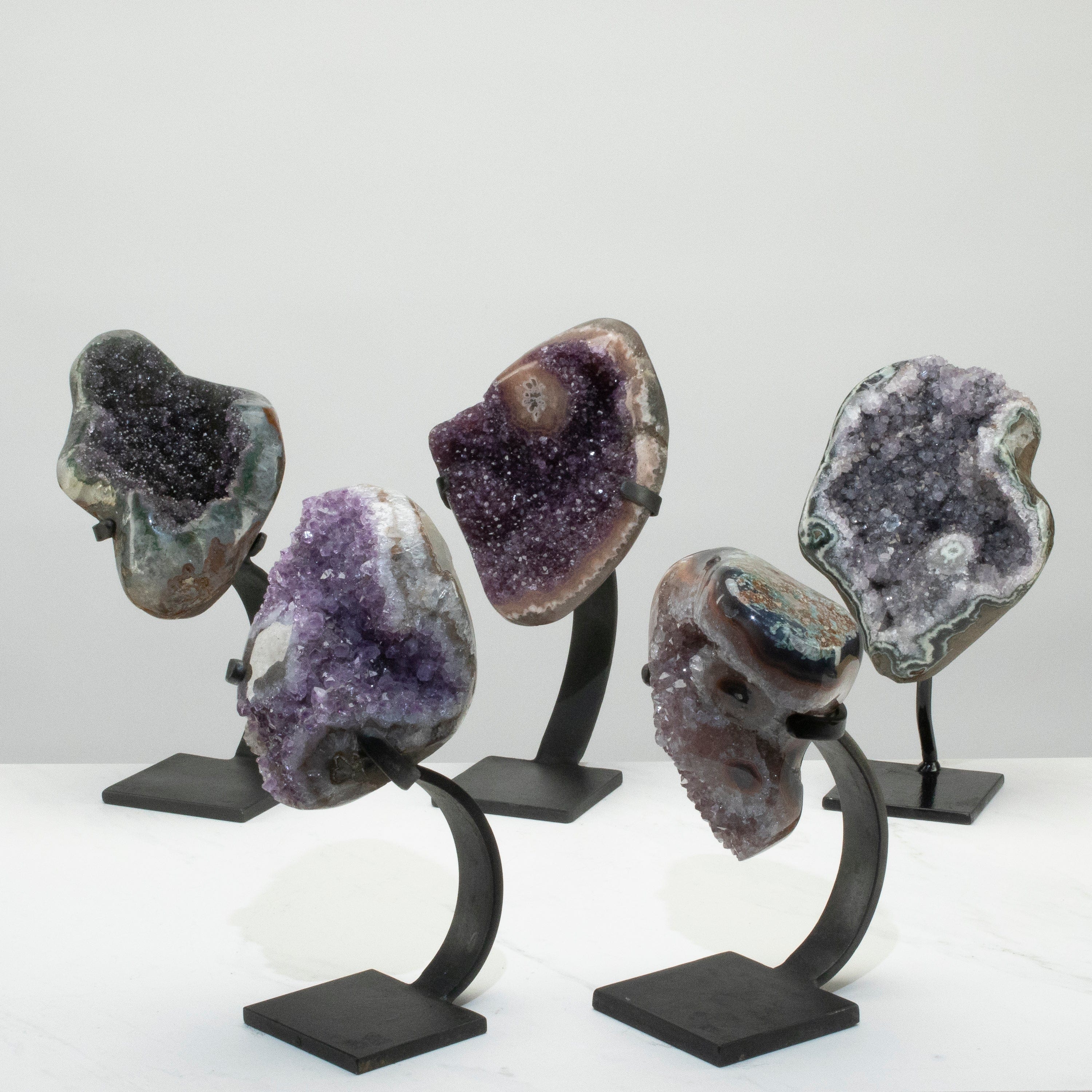 Kalifano Amethyst Uruguayan Amethyst Geode on Custom Stand  - 11" / 8 lbs (Good Quality) UAG1400-C