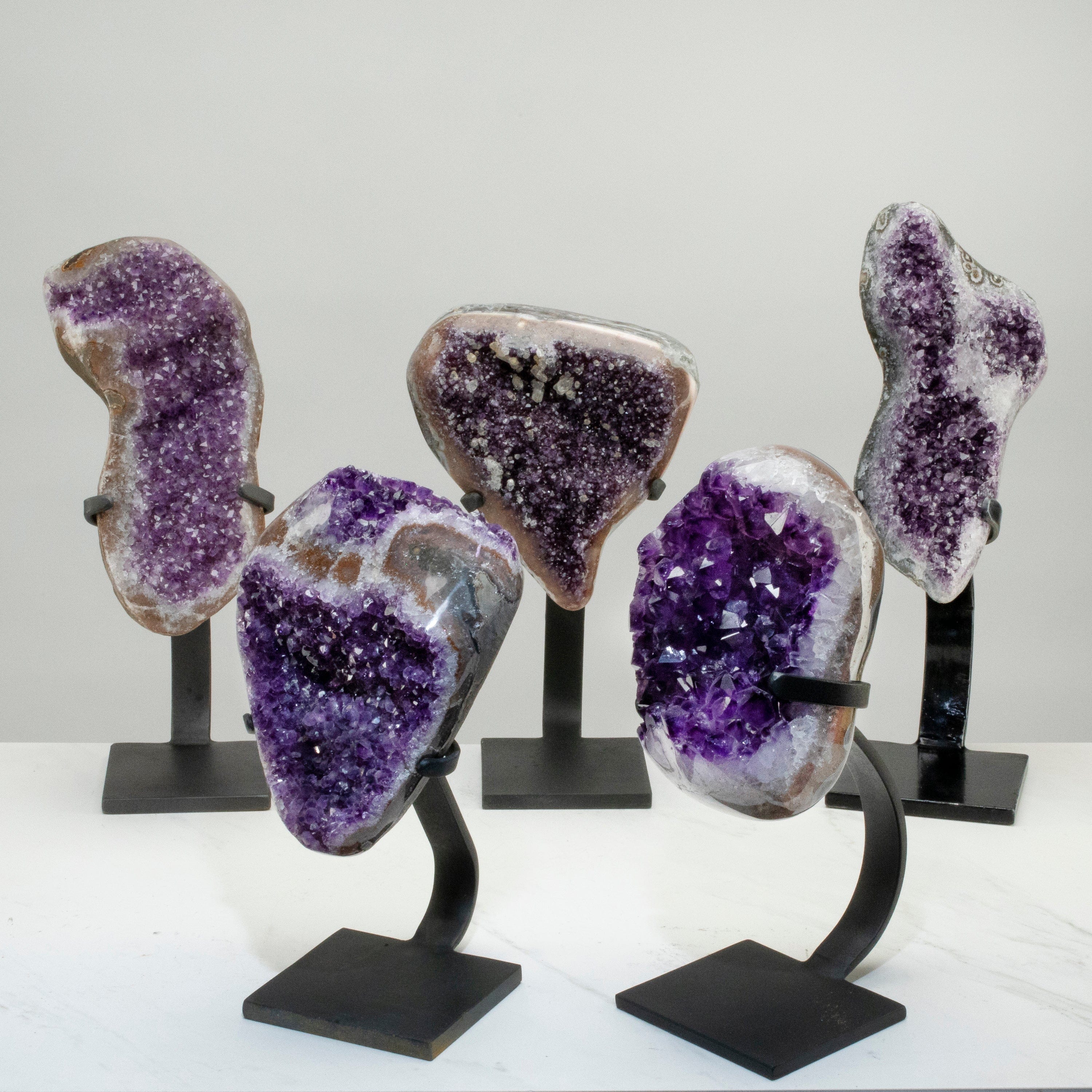 Kalifano Amethyst Uruguayan Amethyst Geode on Custom Stand - 15"/ 15 lbs - (Better Quality) UAG4200-B