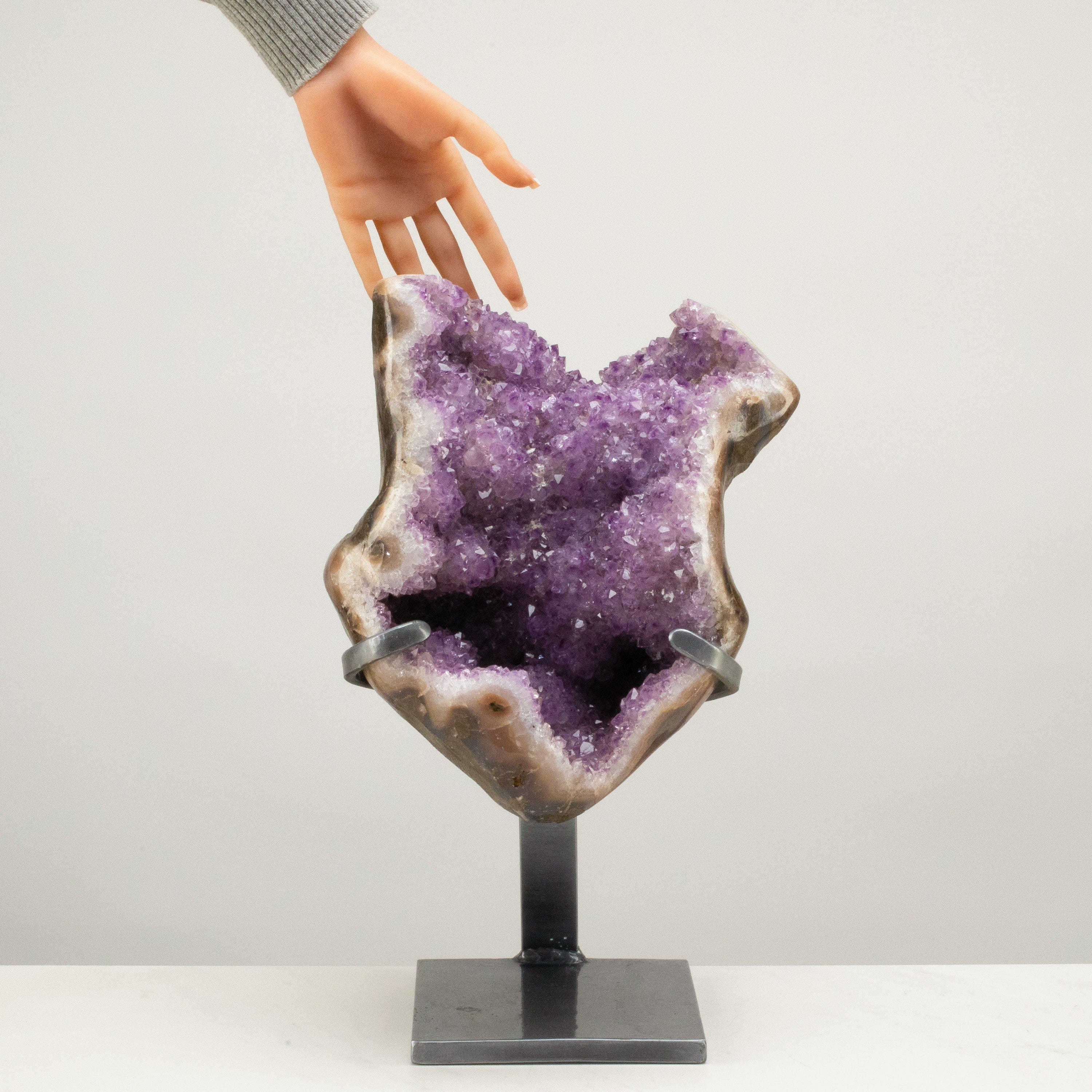 Kalifano Amethyst Uruguayan Amethyst Geode on Custom Stand - 16" / 28 lbs UAG5200.006