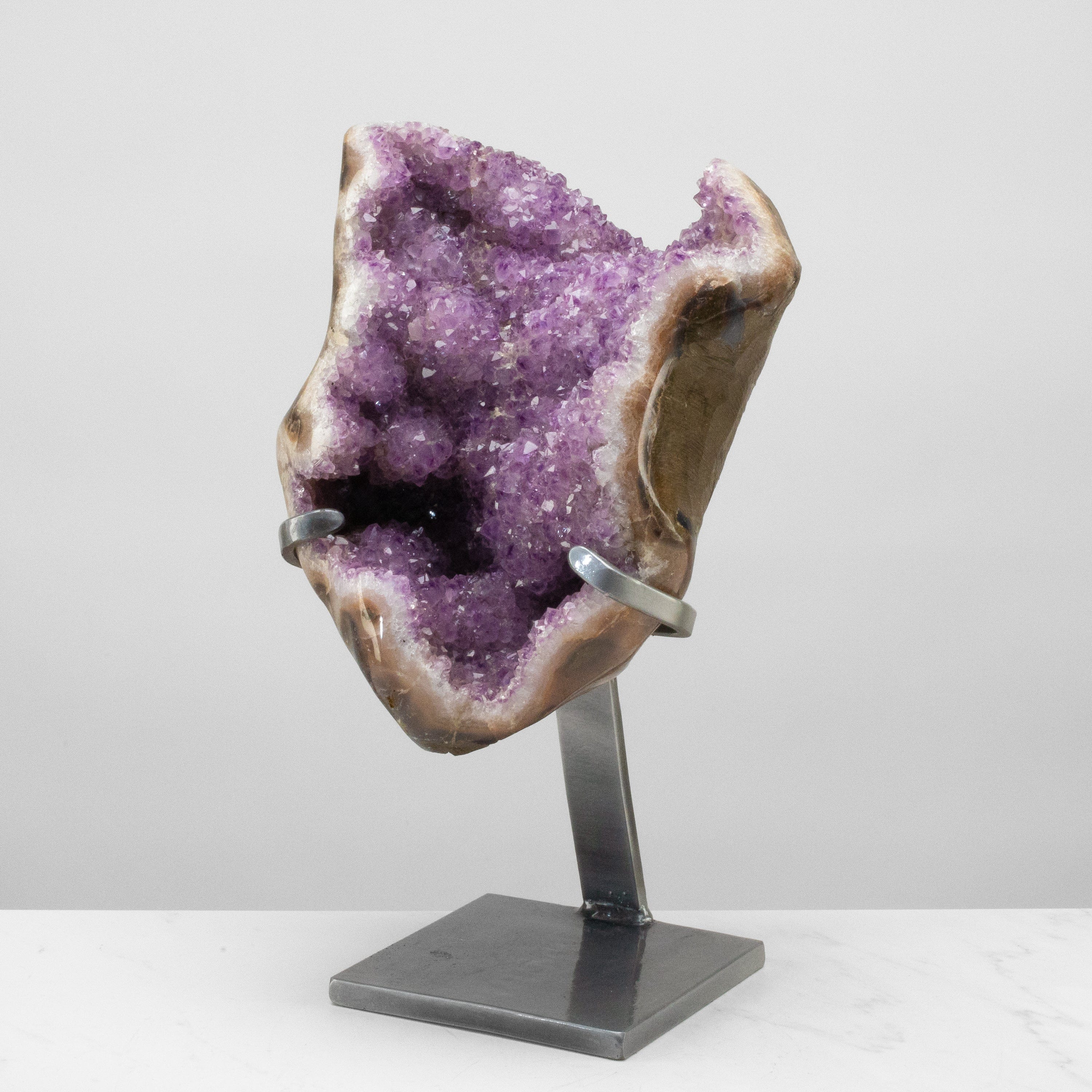 Kalifano Amethyst Uruguayan Amethyst Geode on Custom Stand - 16" / 28 lbs UAG5200.006