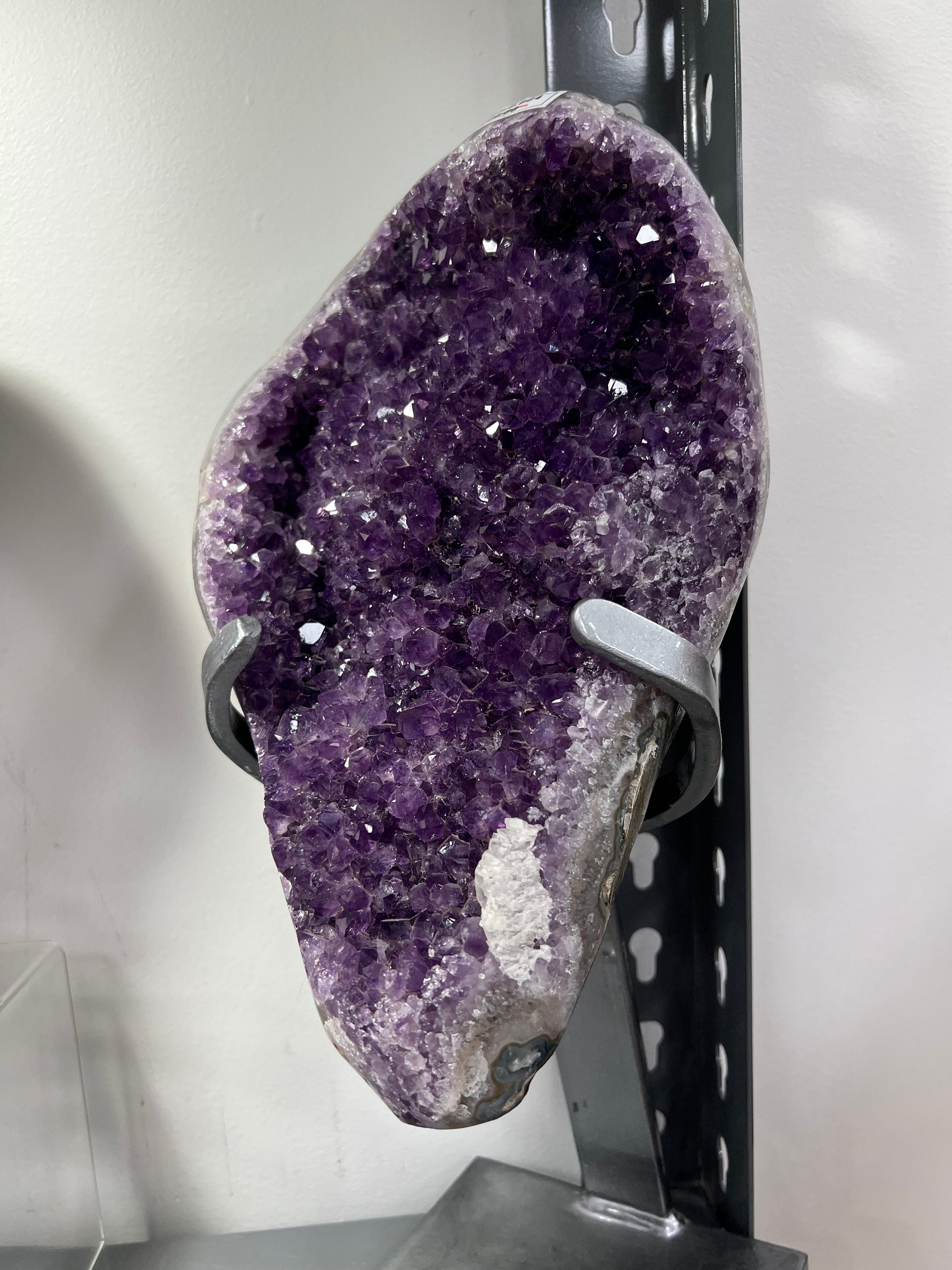 Kalifano Amethyst Uruguayan Amethyst Geode on Custom Stand - 16.8 lbs / 15 in. UAG4200.004