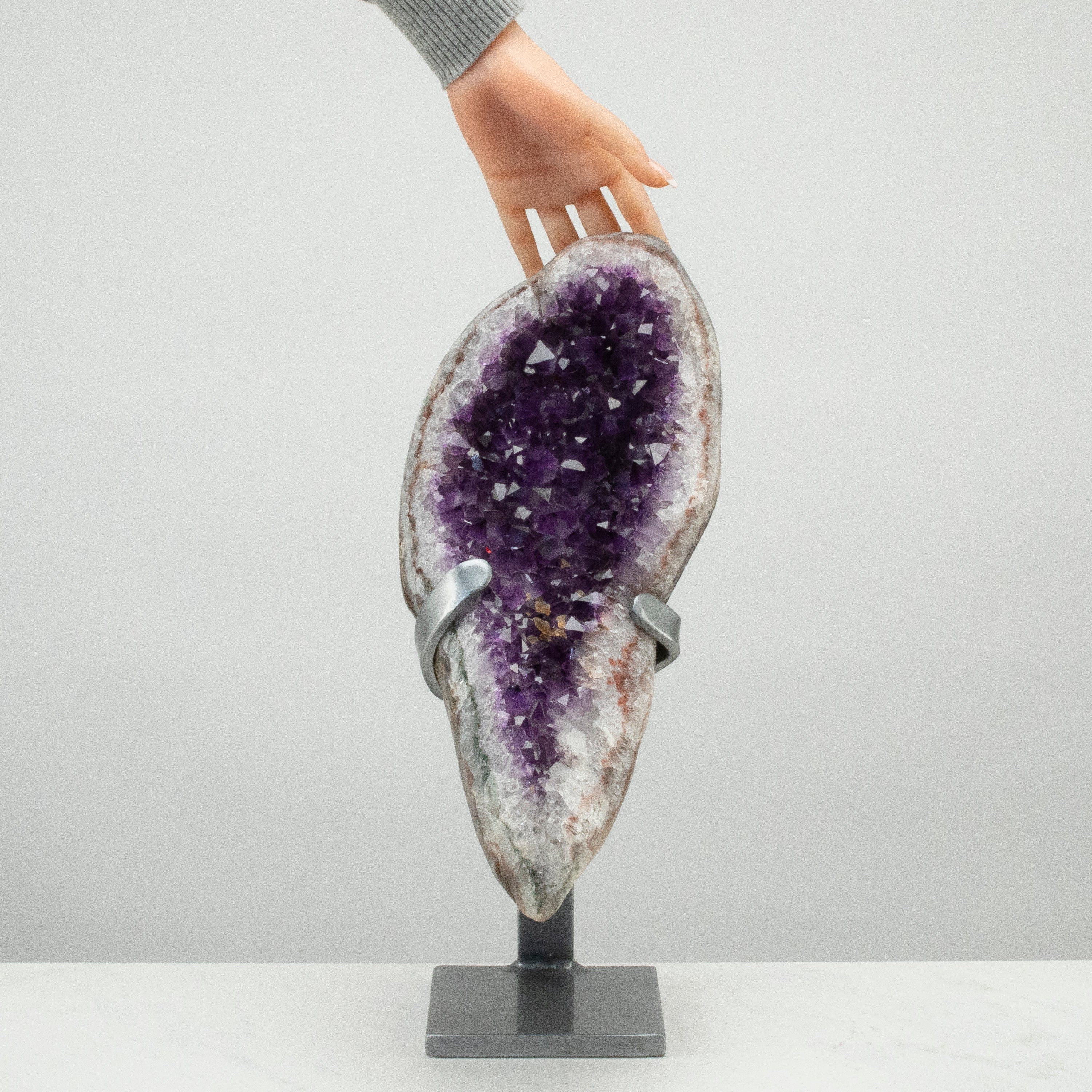 Kalifano Amethyst Uruguayan Amethyst Geode on Custom Stand - 17" / 19 lbs UAG4800.019