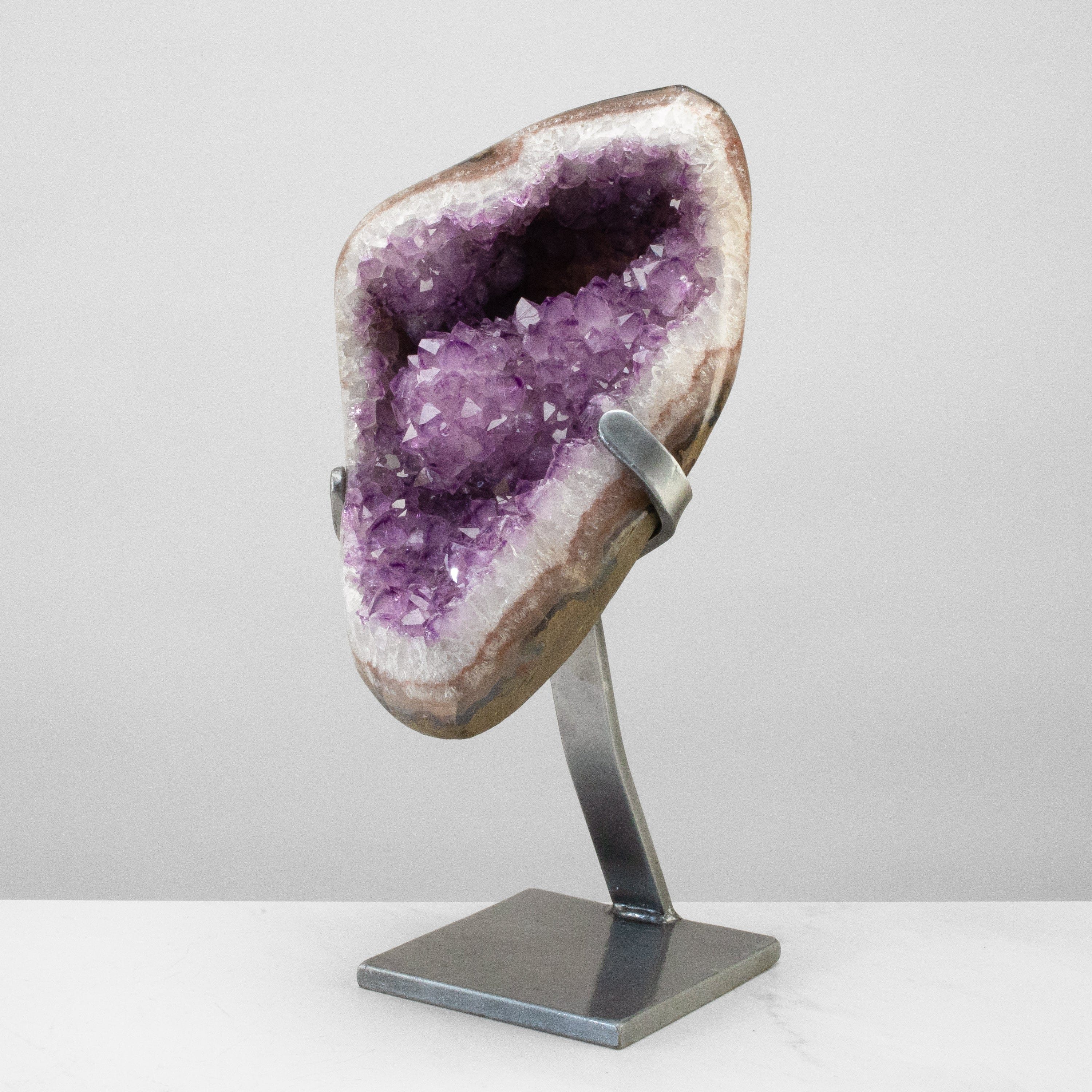 Kalifano Amethyst Uruguayan Amethyst Geode on Custom Stand - 17.5" / 24 lbs UAG6400.008