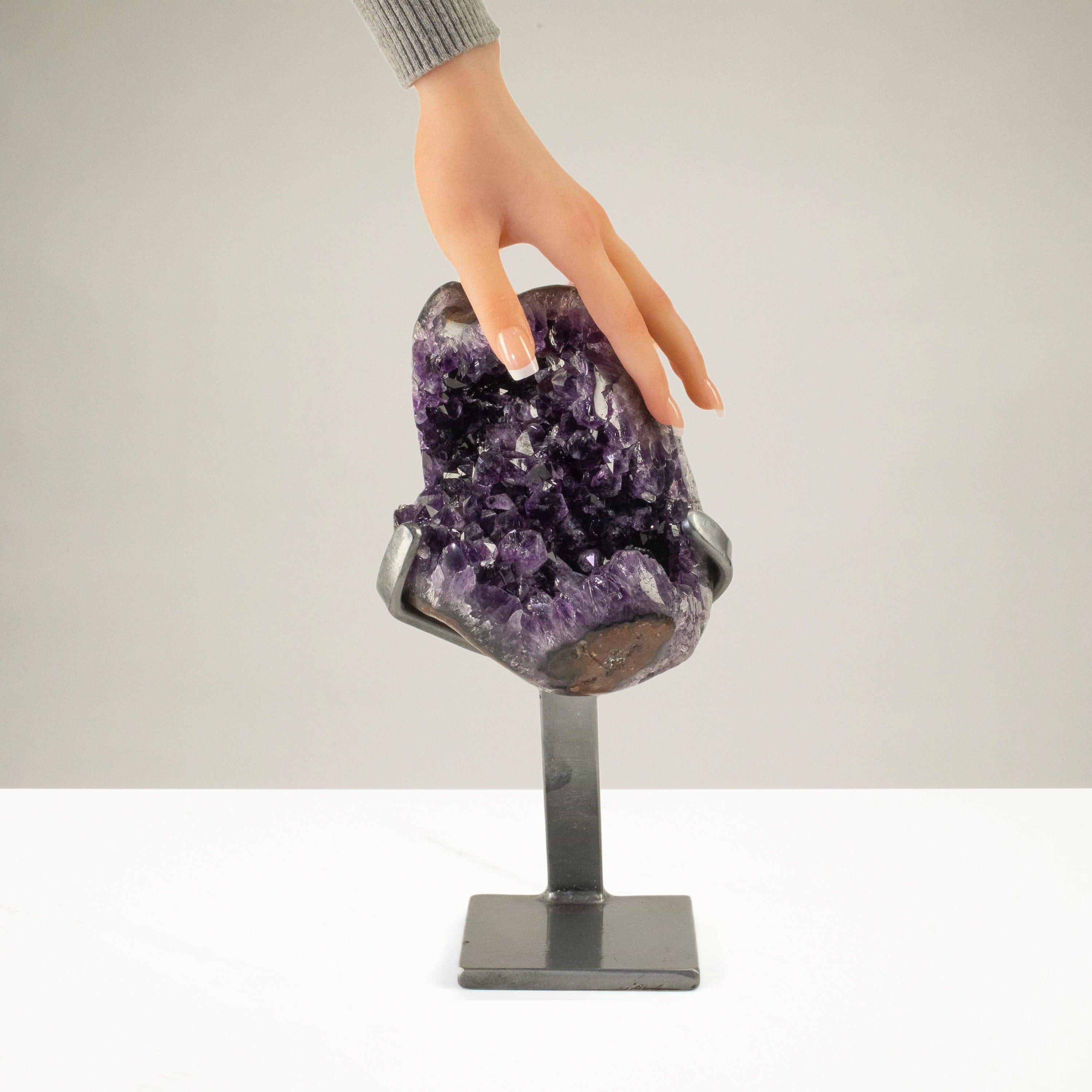 Kalifano Amethyst Uruguayan Amethyst Geode on Custom Stand - 7.9 lbs / 11.5 in. UAG3600.011