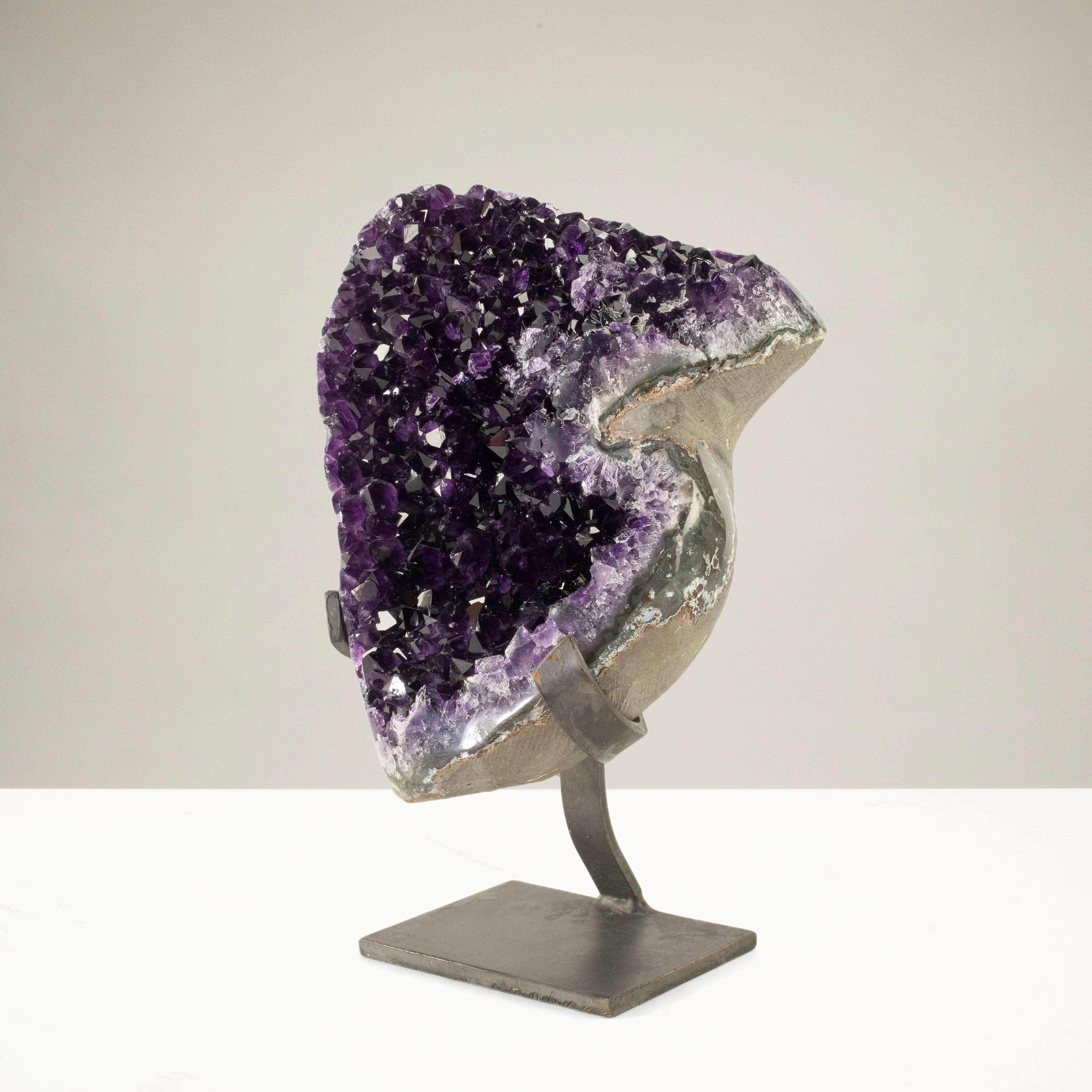 Kalifano Amethyst Uruguayan Amethyst Geode on Custom Stand - 8.6 lbs / 10 in. UAG4000.002