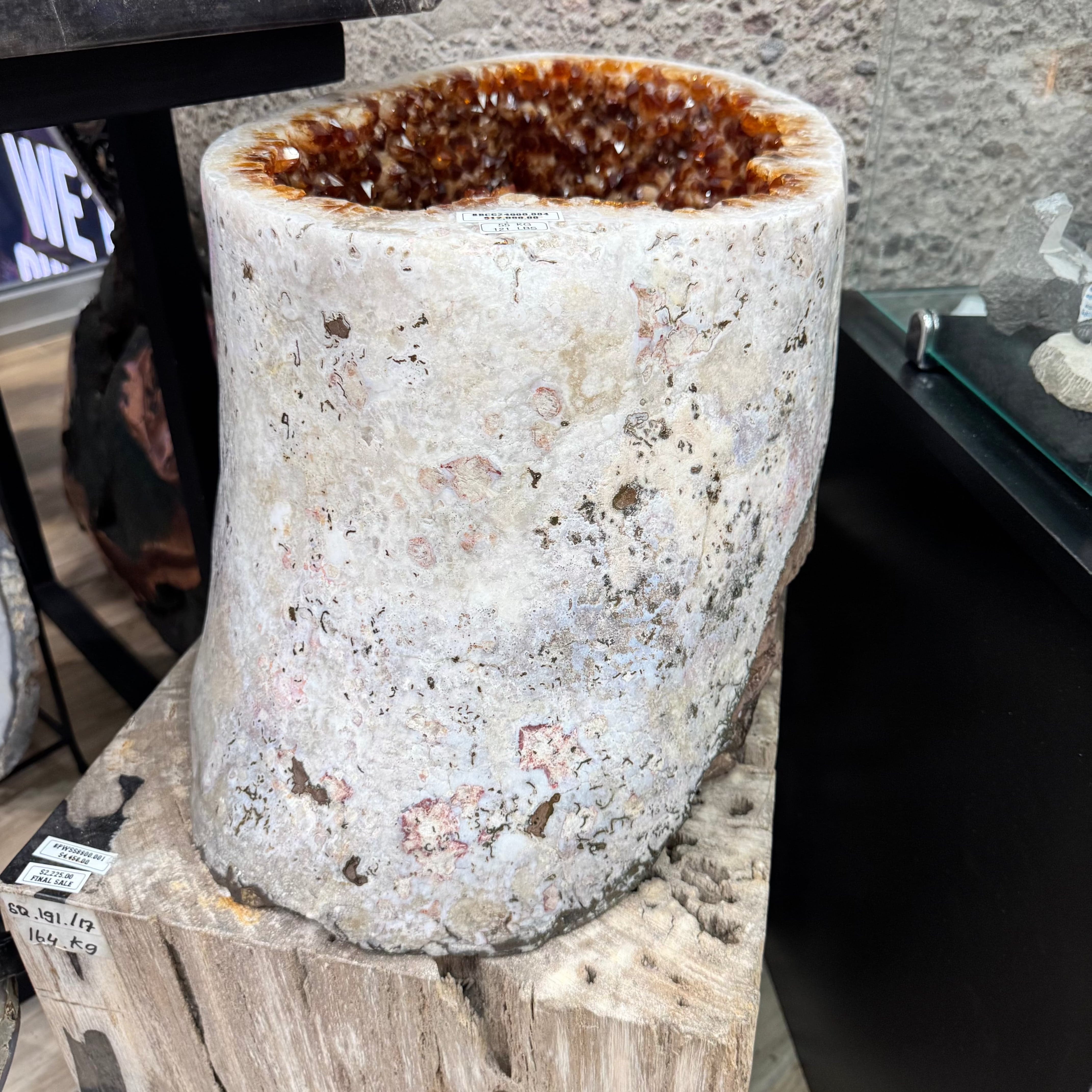 Kalifano Citrine Citrine Geode Brazil - 26 lbs BCG24000.004