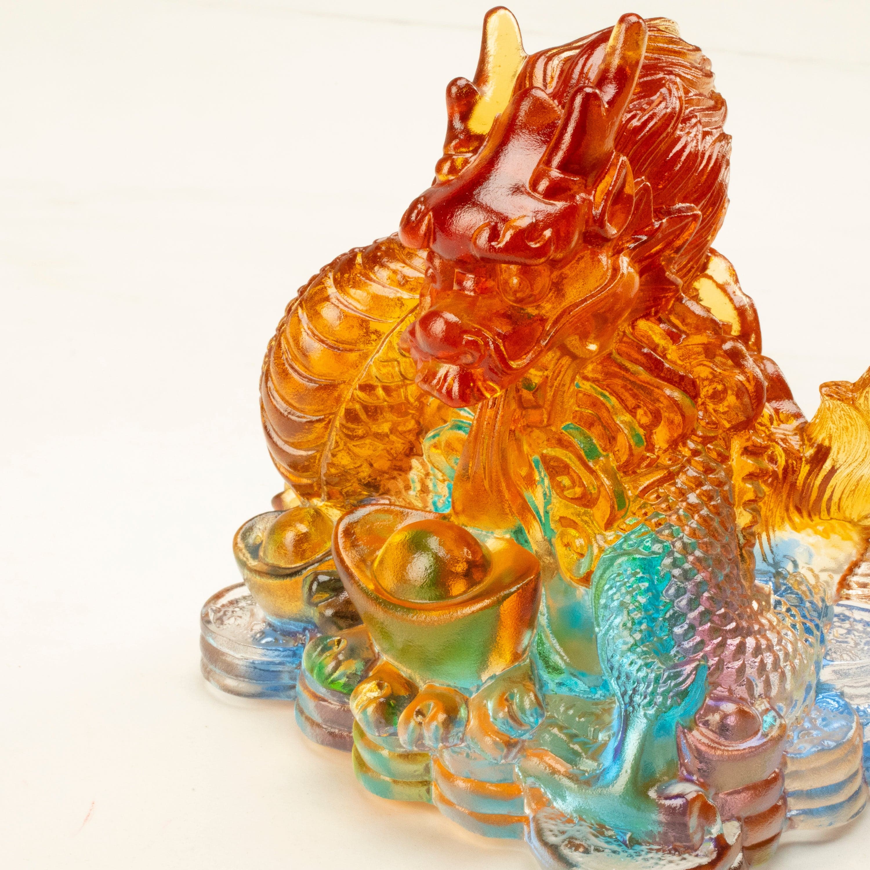 Kalifano Crystal Carving Magnificent Dragon Crystal Carving - A Symbol of Power and Good Fortune CRZ210-DRA