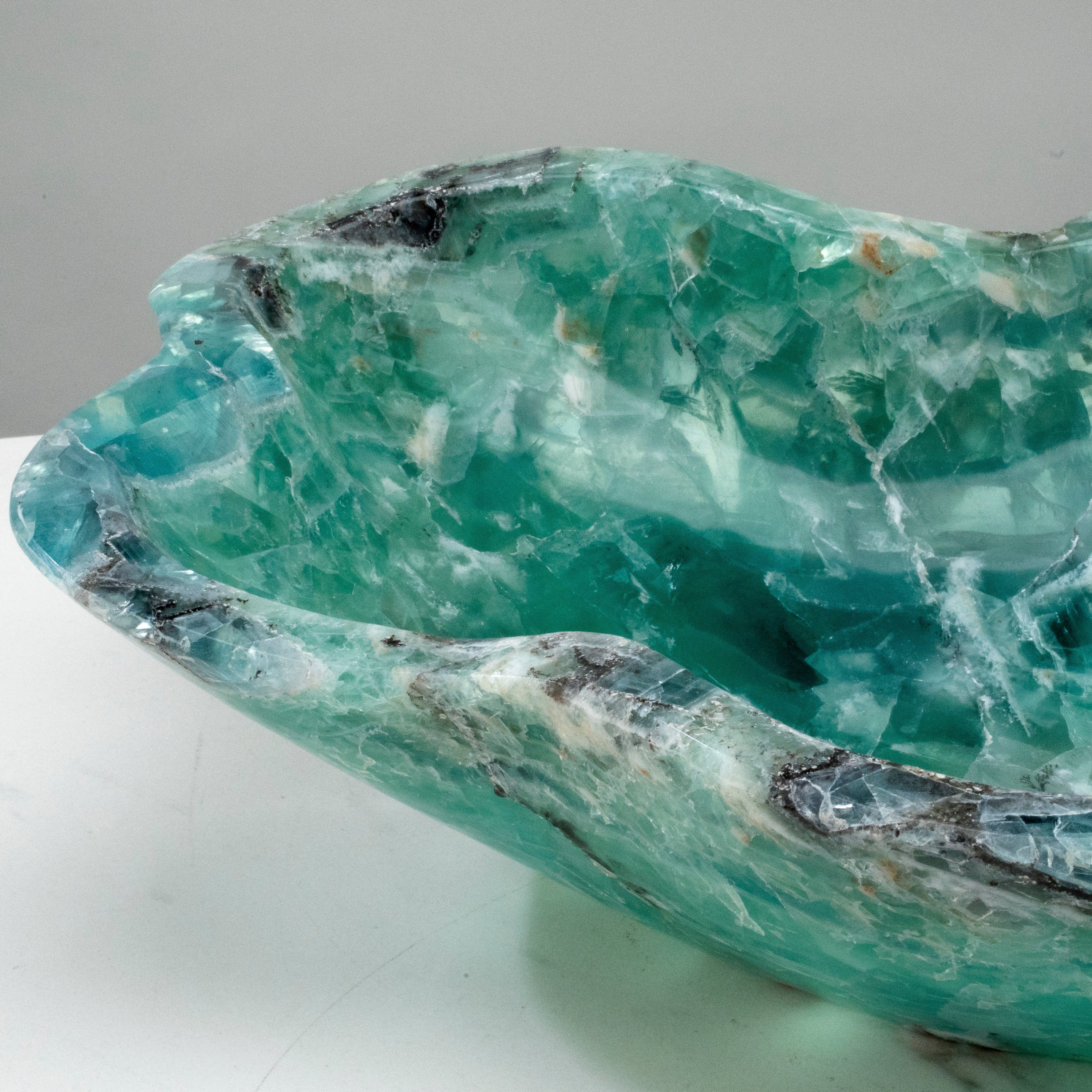 KALIFANO Gemstone Bowls Natural Blue / Green Fluorite Bowl 16.5" BFL8000.004