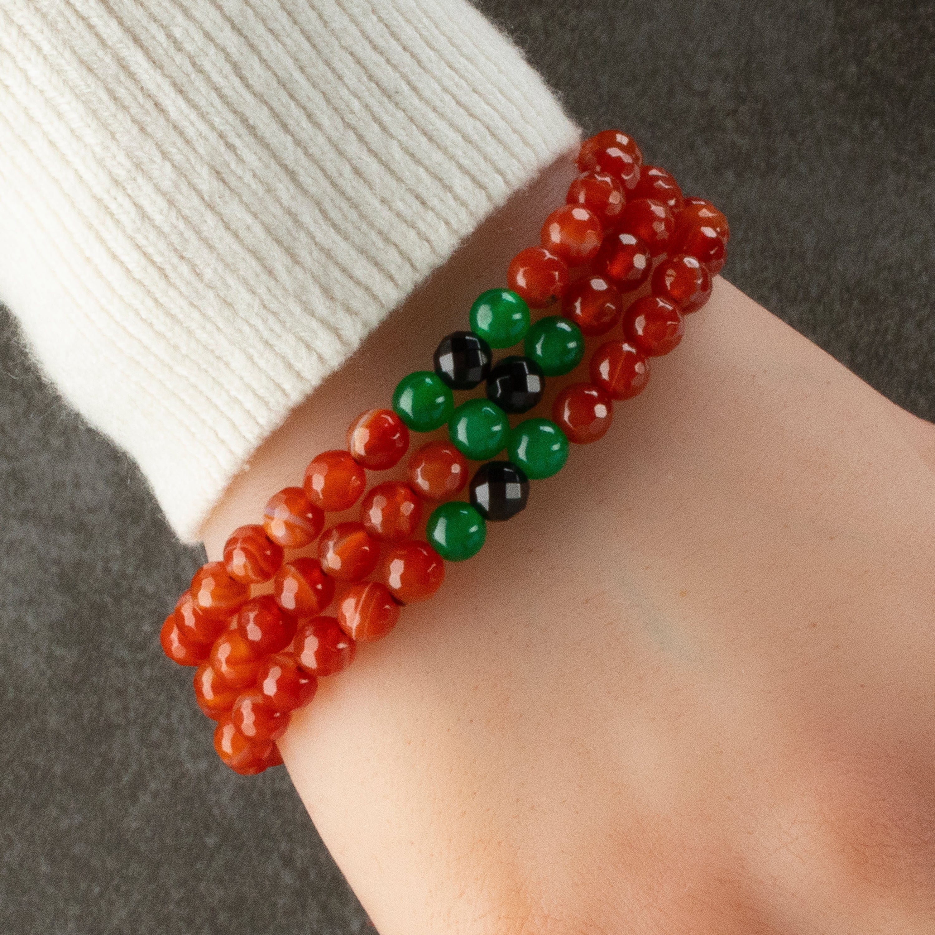 Kalifano Gemstone Bracelets Carnelian 6mm Faceted Beads with Aventurine & Black Agate Accents Triple Wrap Gemstone Bead Elastic Bracelet WHITE-BGI3-073