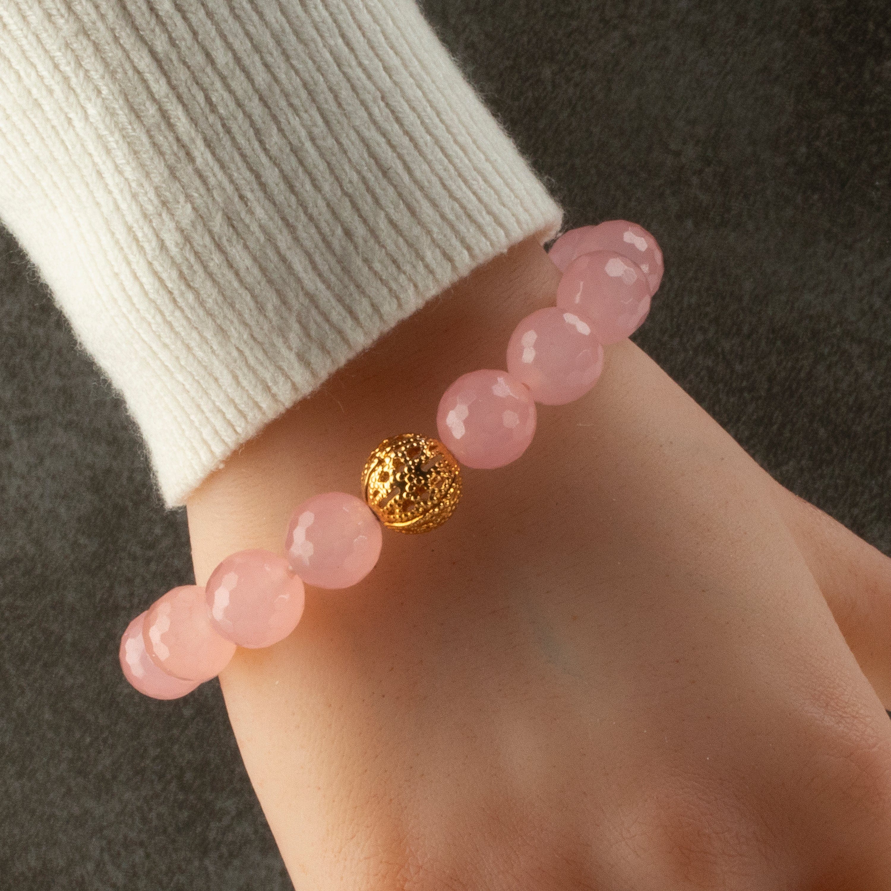 Kalifano Gemstone Bracelets Faceted Rose Quartz 12mm Gemstone Bead Elastic Bracelet with Gold Accent Bead GOLD-BGP-087