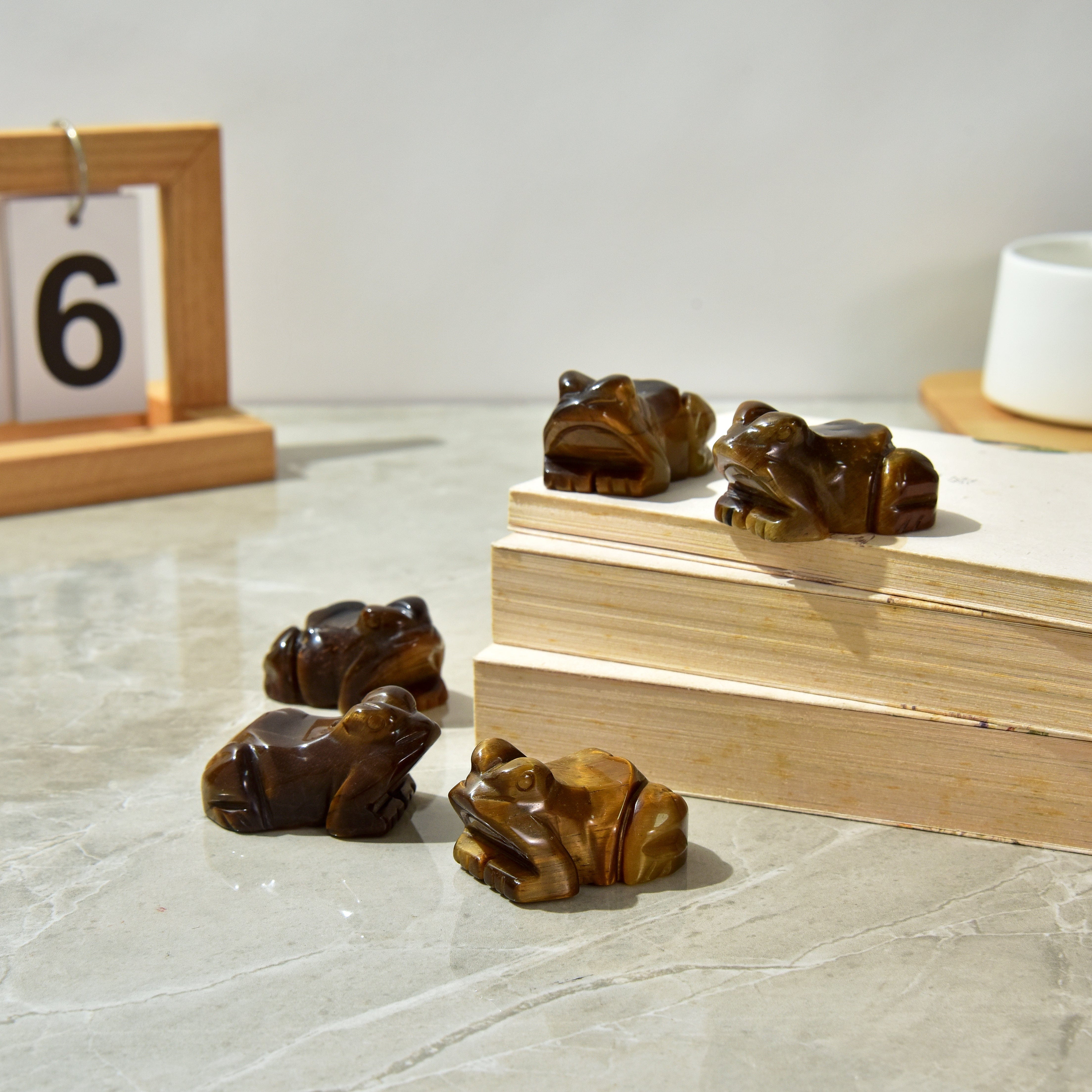 KALIFANO Gemstone Carvings 2" Tiger Eye Frog Natural Gemstone Carving CV13-F-TE