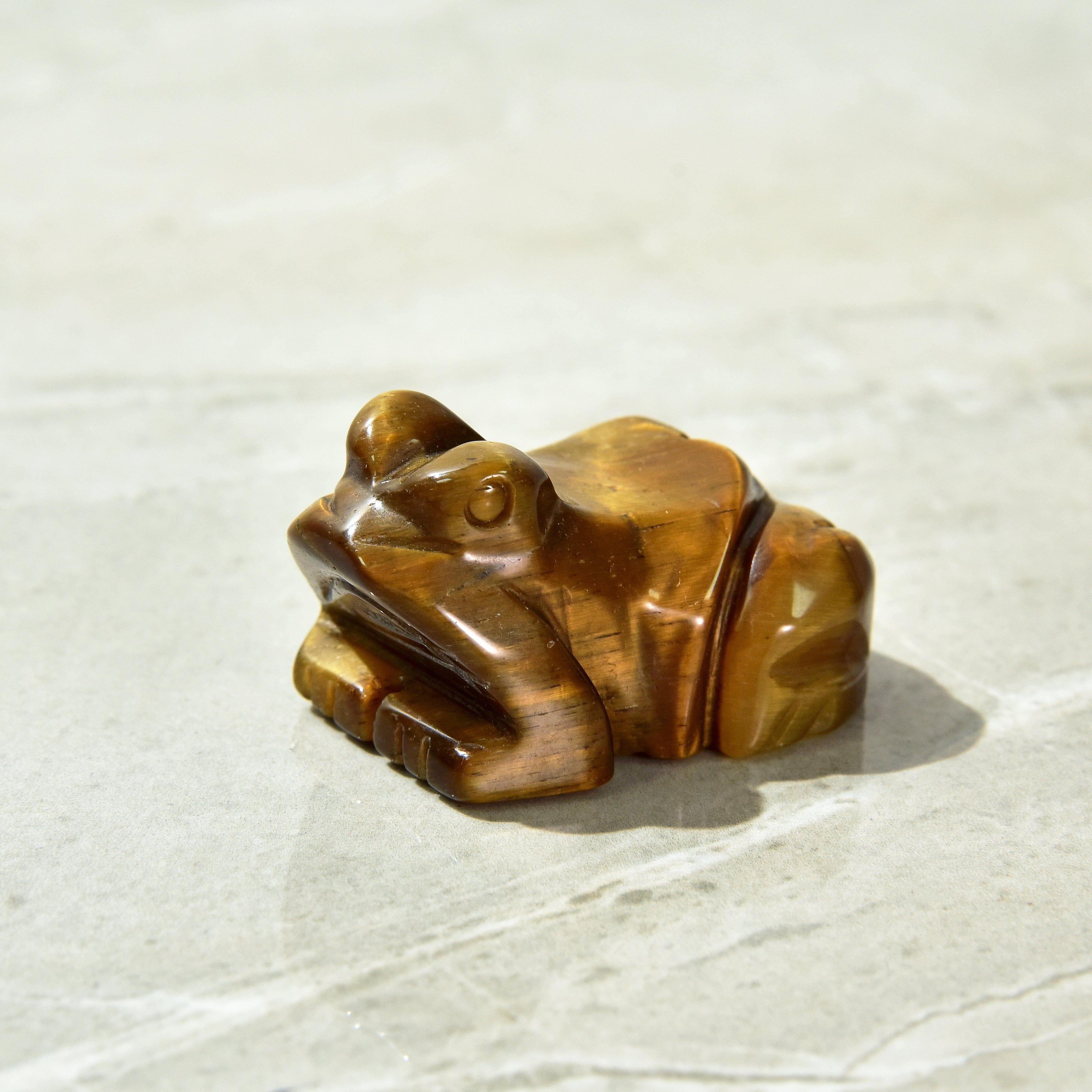 KALIFANO Gemstone Carvings 2" Tiger Eye Frog Natural Gemstone Carving CV13-F-TE