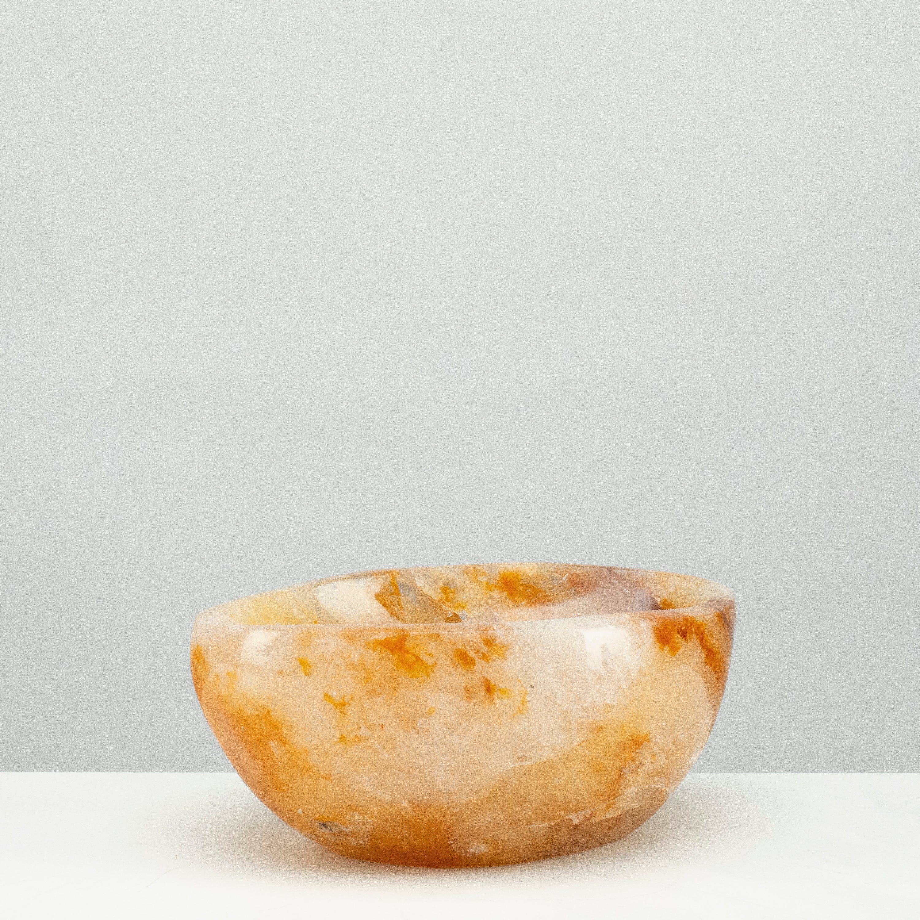 KALIFANO Golden Healer Natural Golden Healer Quartz Bowl (Hematoid Quartz) - 5.5" / 1,100 grams BHQ1000