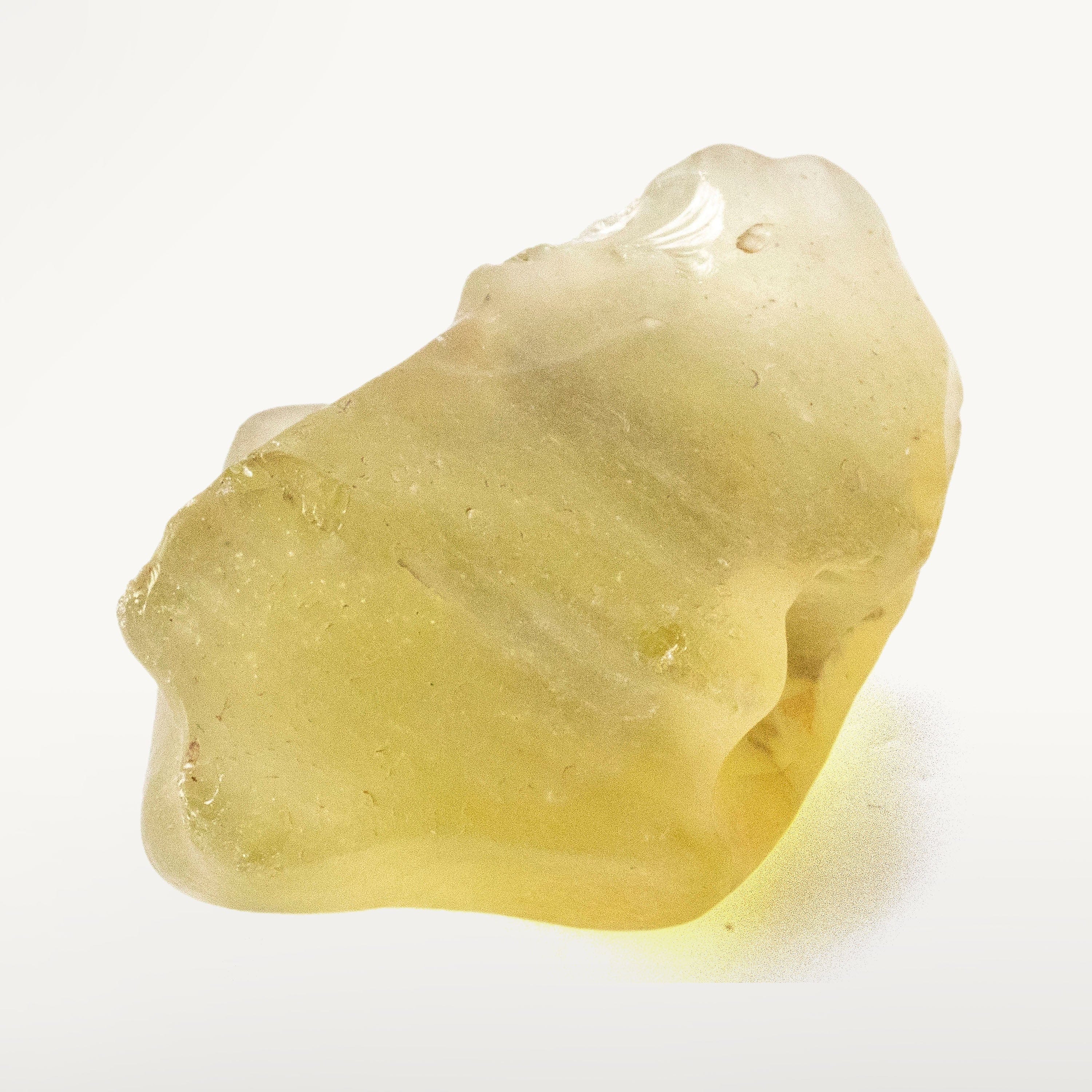 Kalifano Libyan Desert Glass Libyan Desert Glass Tektite - 26 g LG700.013