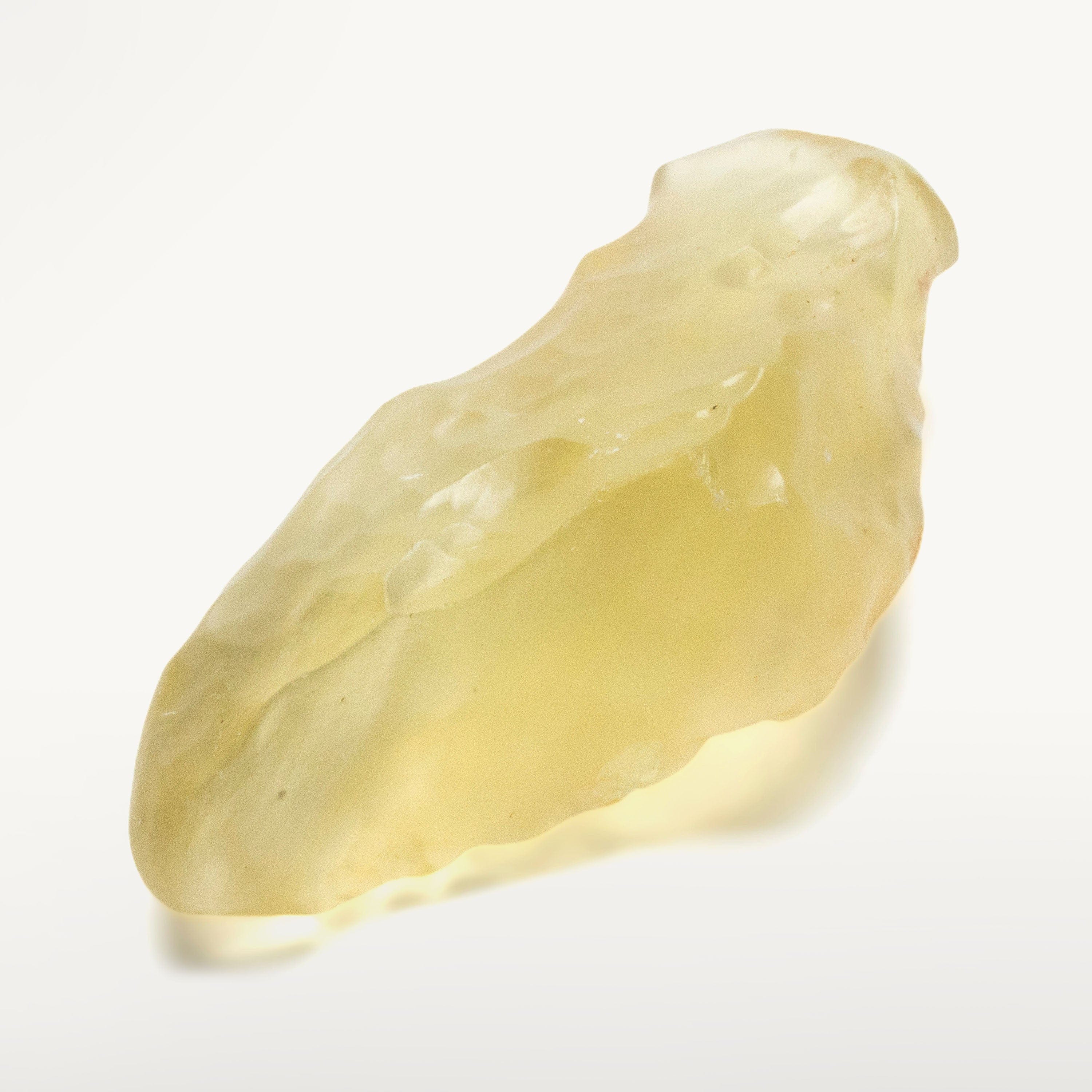 Kalifano Libyan Desert Glass Libyan Desert Glass Tektite - 31 g LG650.034