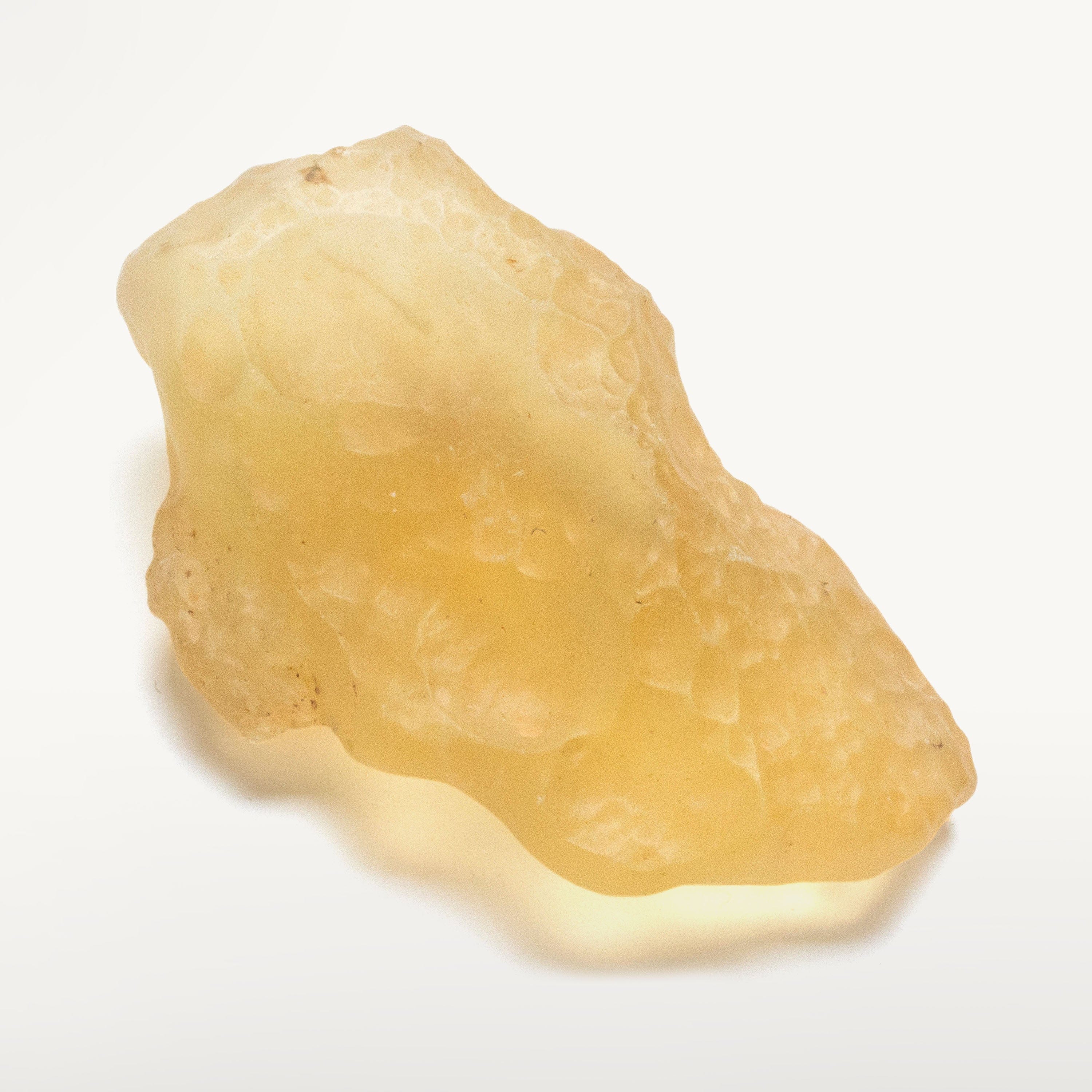 Kalifano Libyan Desert Glass Libyan Desert Glass Tektite - 34 g LG700.021